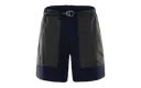 698