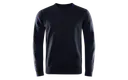 696