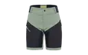 716