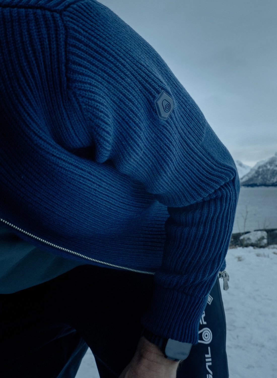 RIDGE KNITTED JACKET