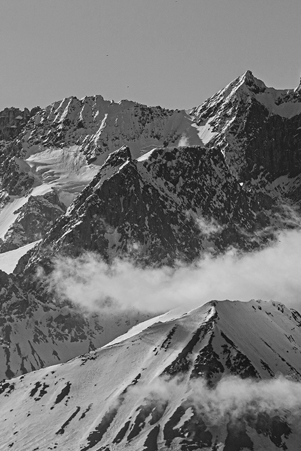 STAY WARM IN ICY COLD WINTER LANDSCAPES