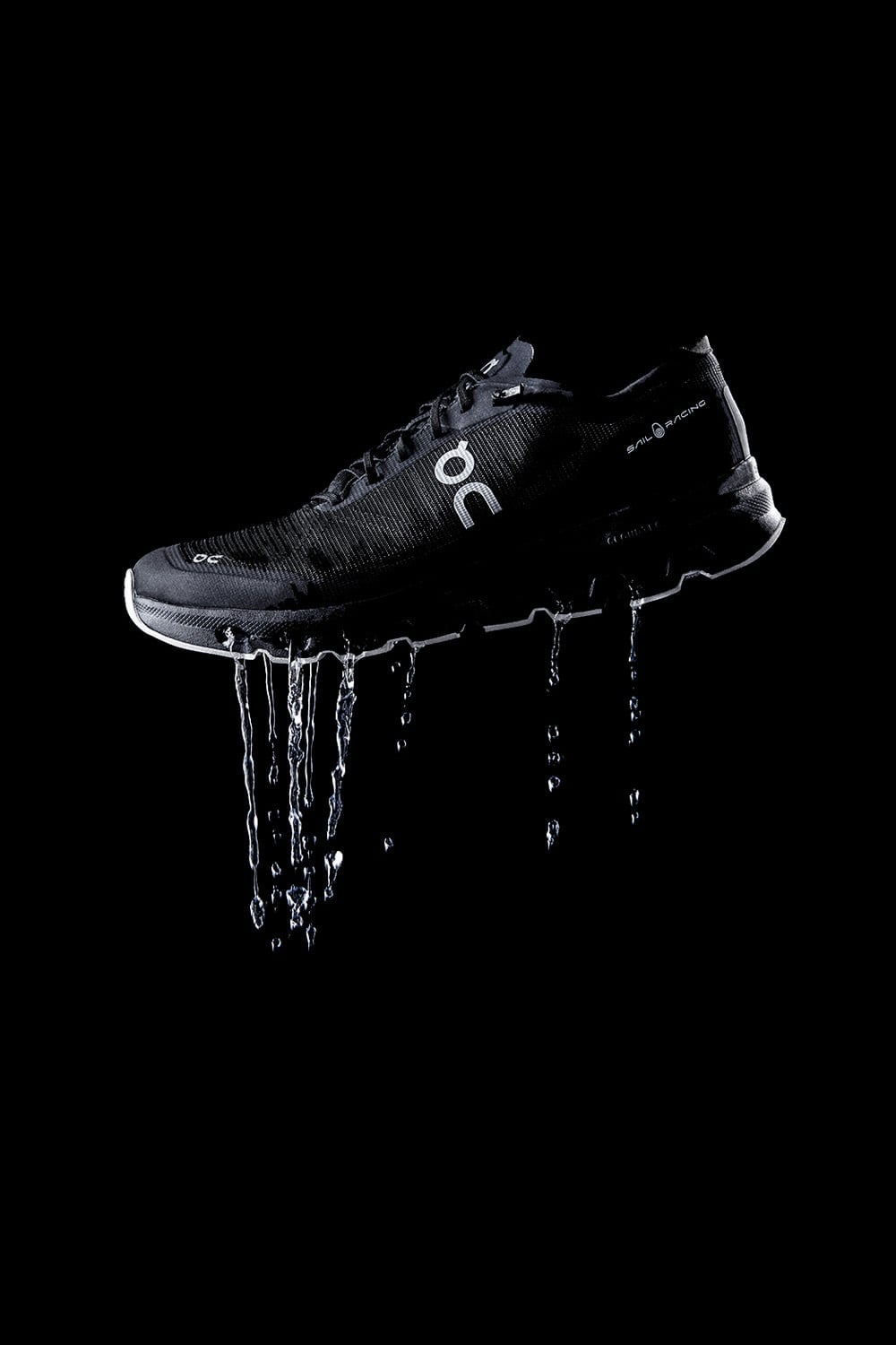 SR x ON CLOUD REGATTA