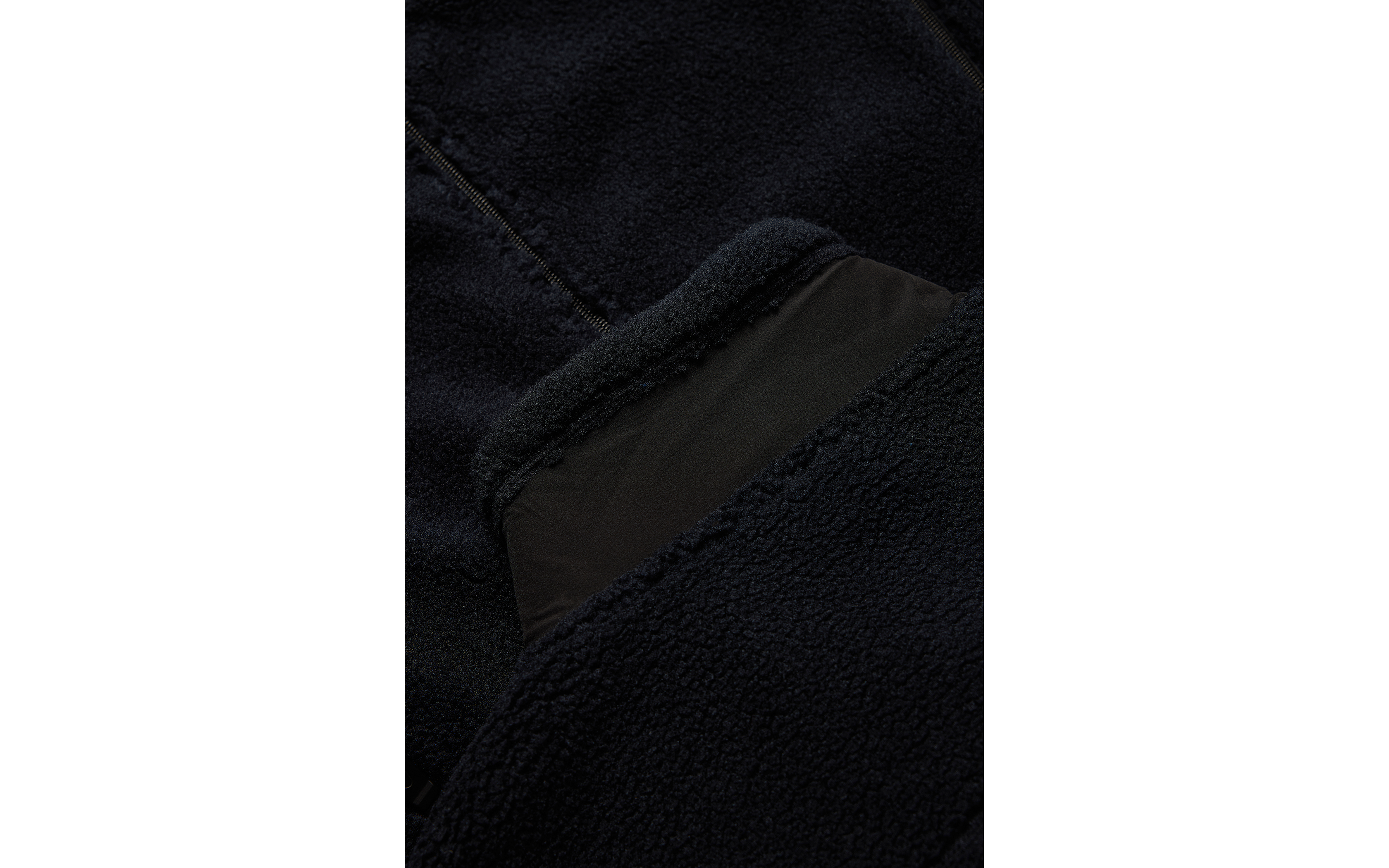 BOWMAN PILE VEST