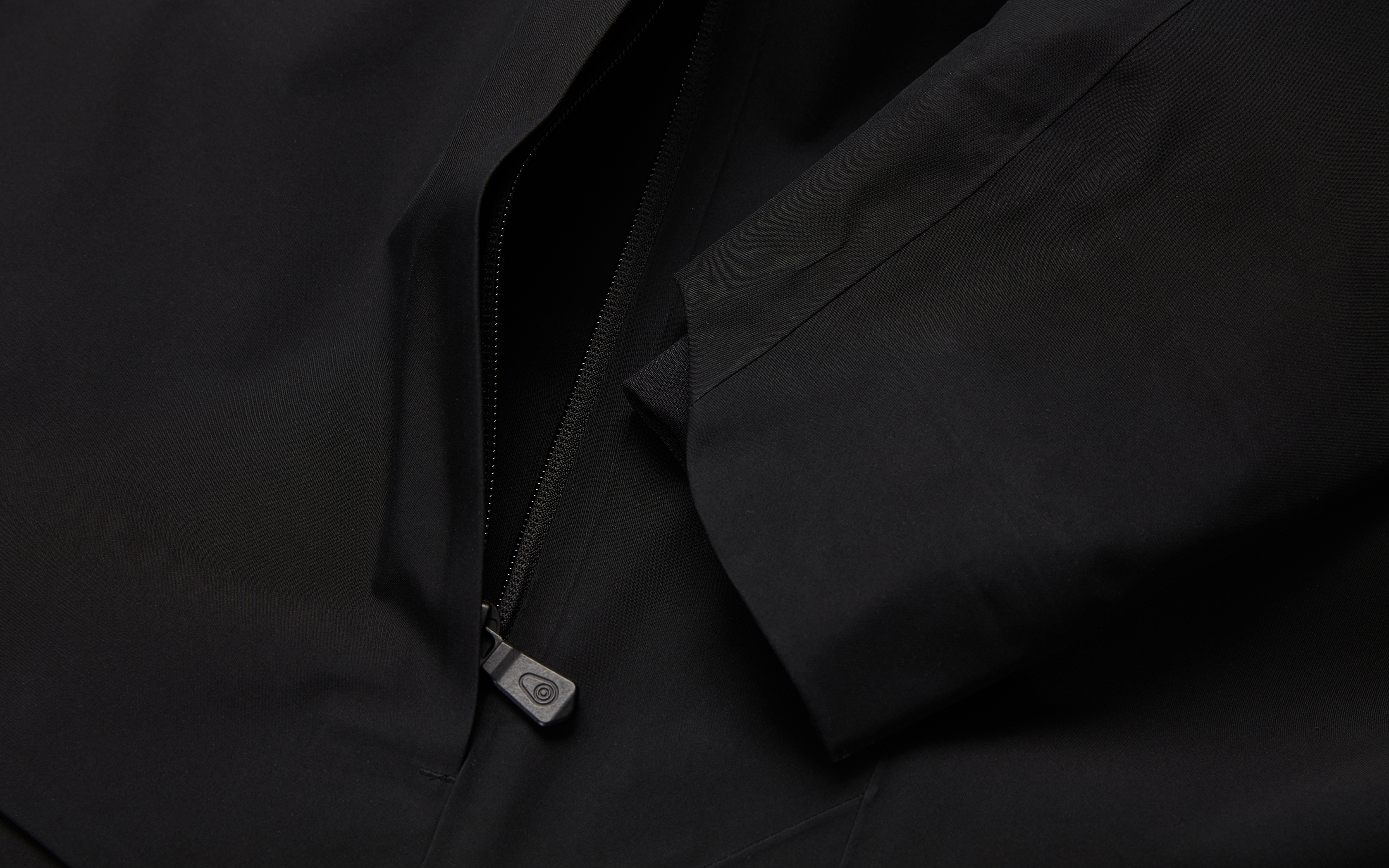 STORM GORE TEX JACKET