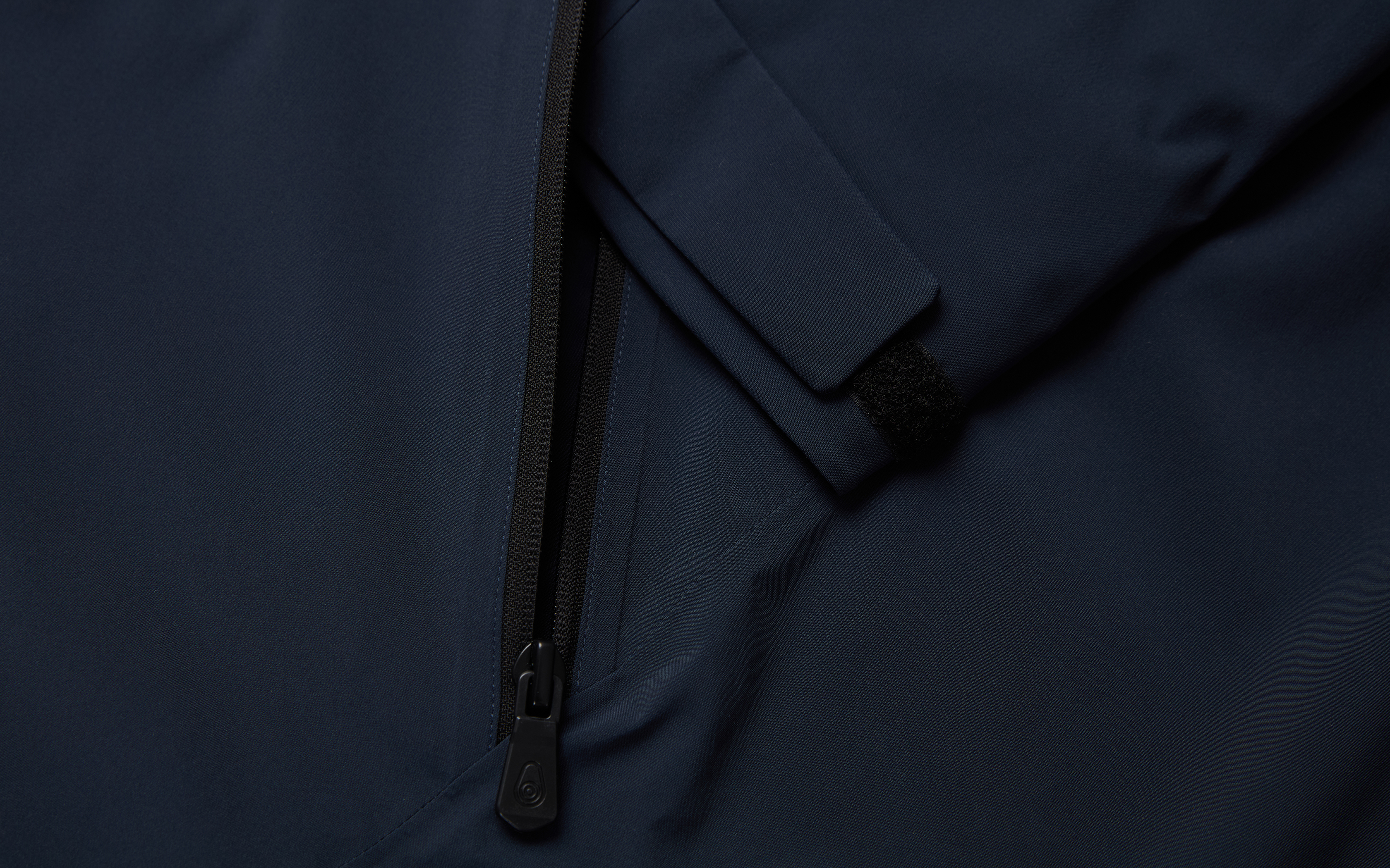 GORE TEX STRETCH JACKET