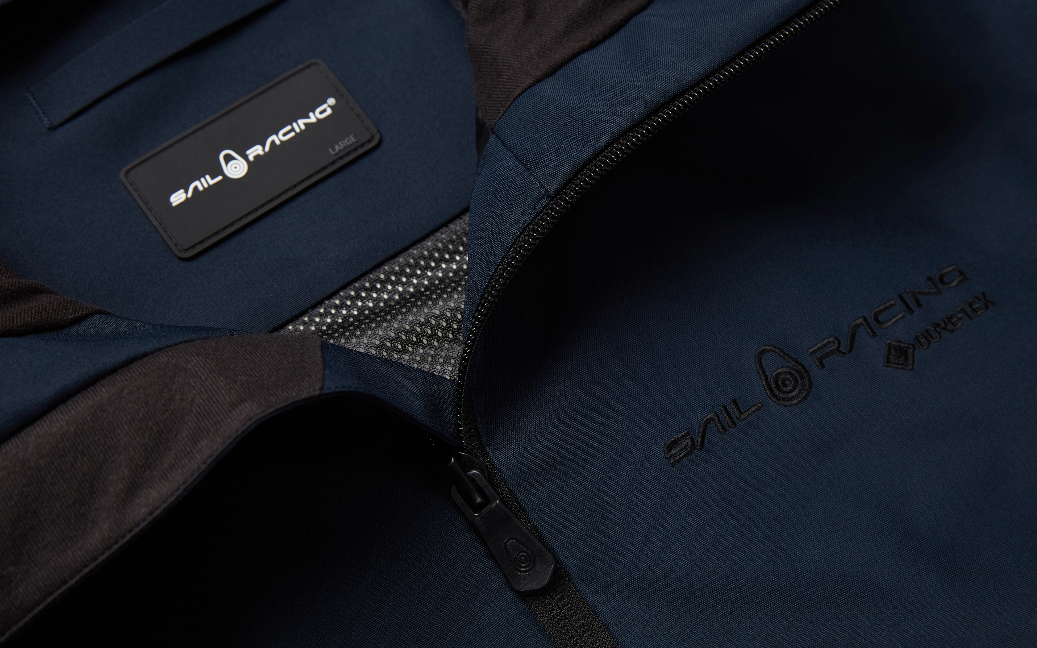 AMPLIFIER GORE TEX JACKET