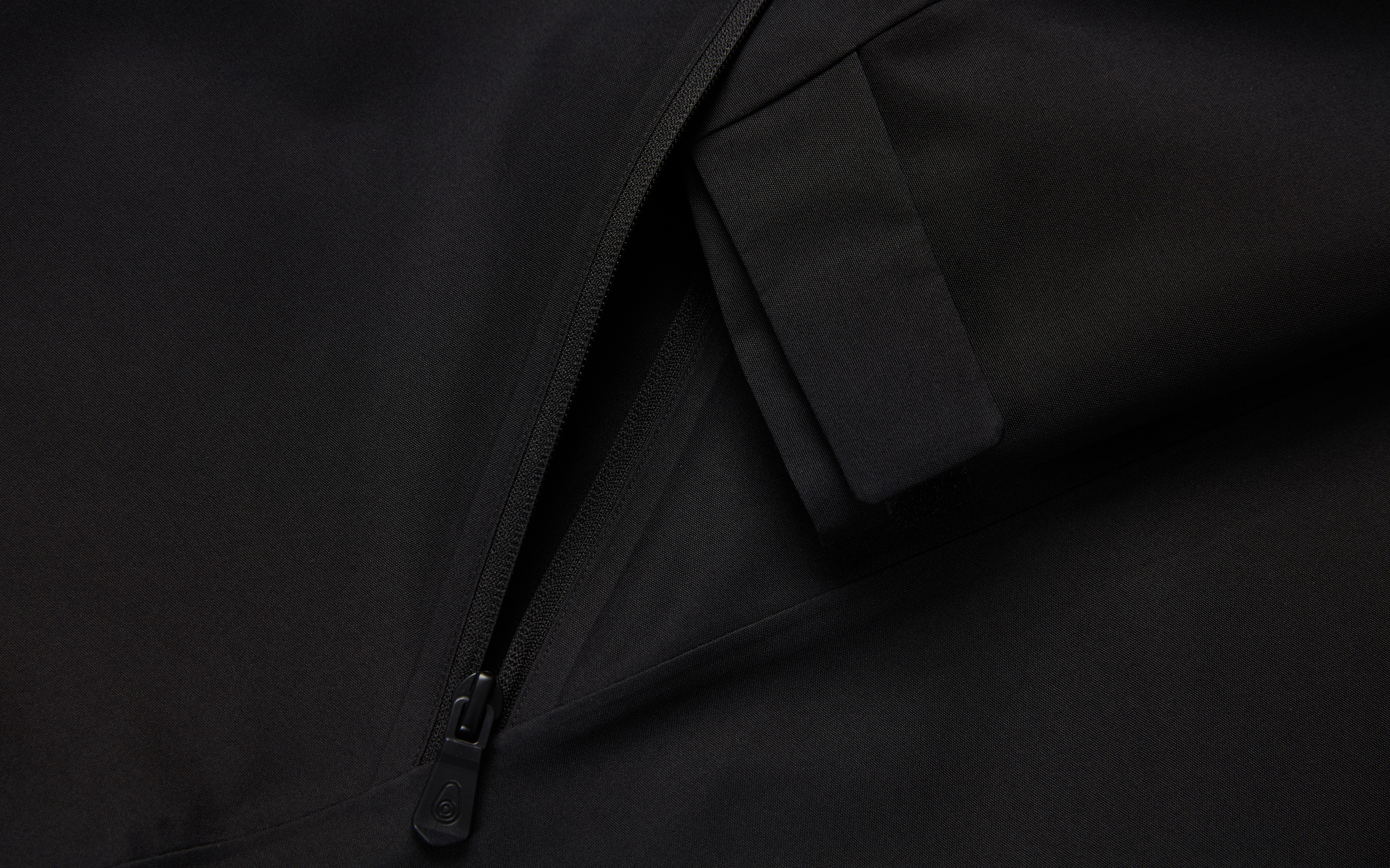 AMPLIFIER GORE TEX JACKET