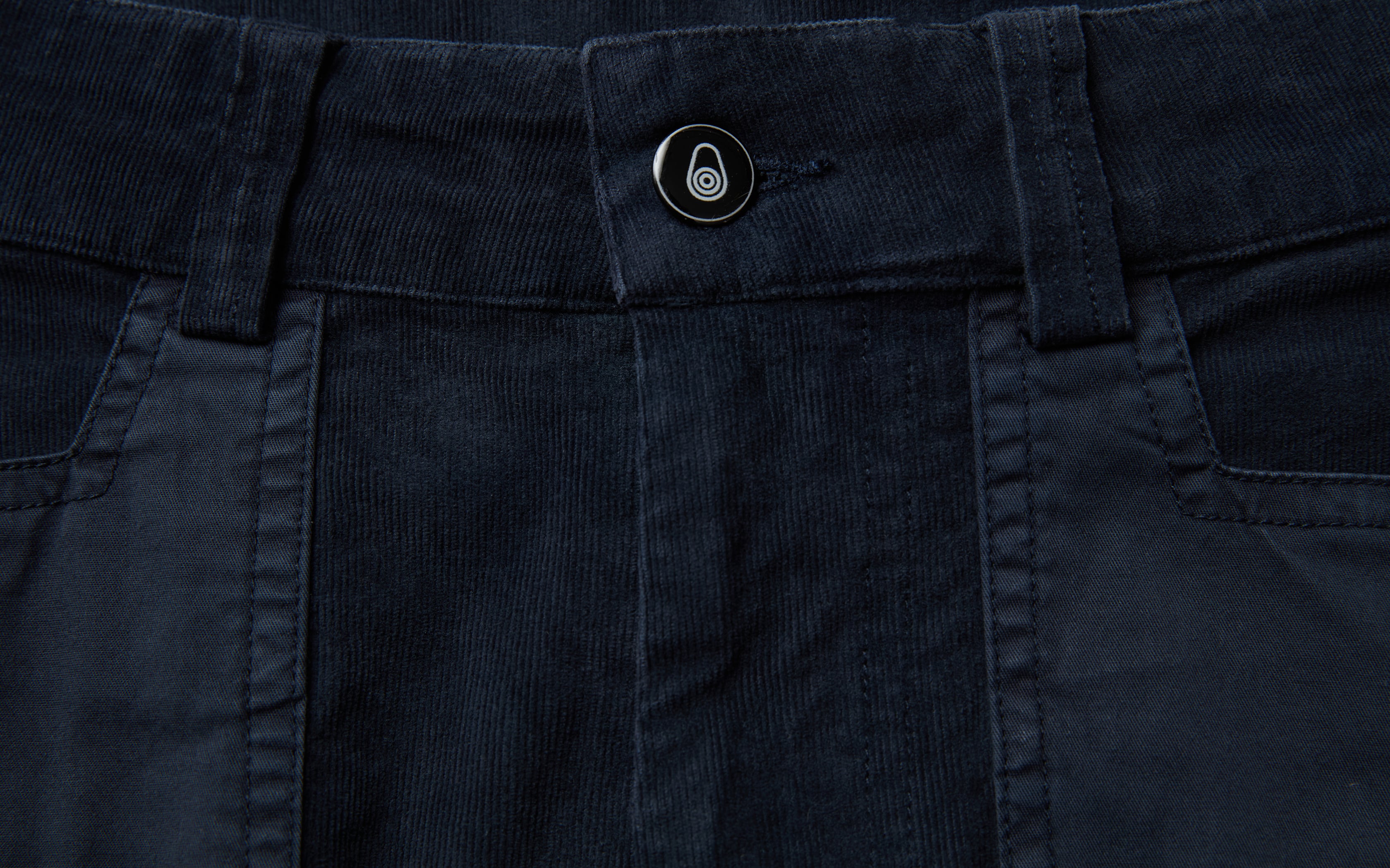 BLOCKED CORDUROY SHORTS