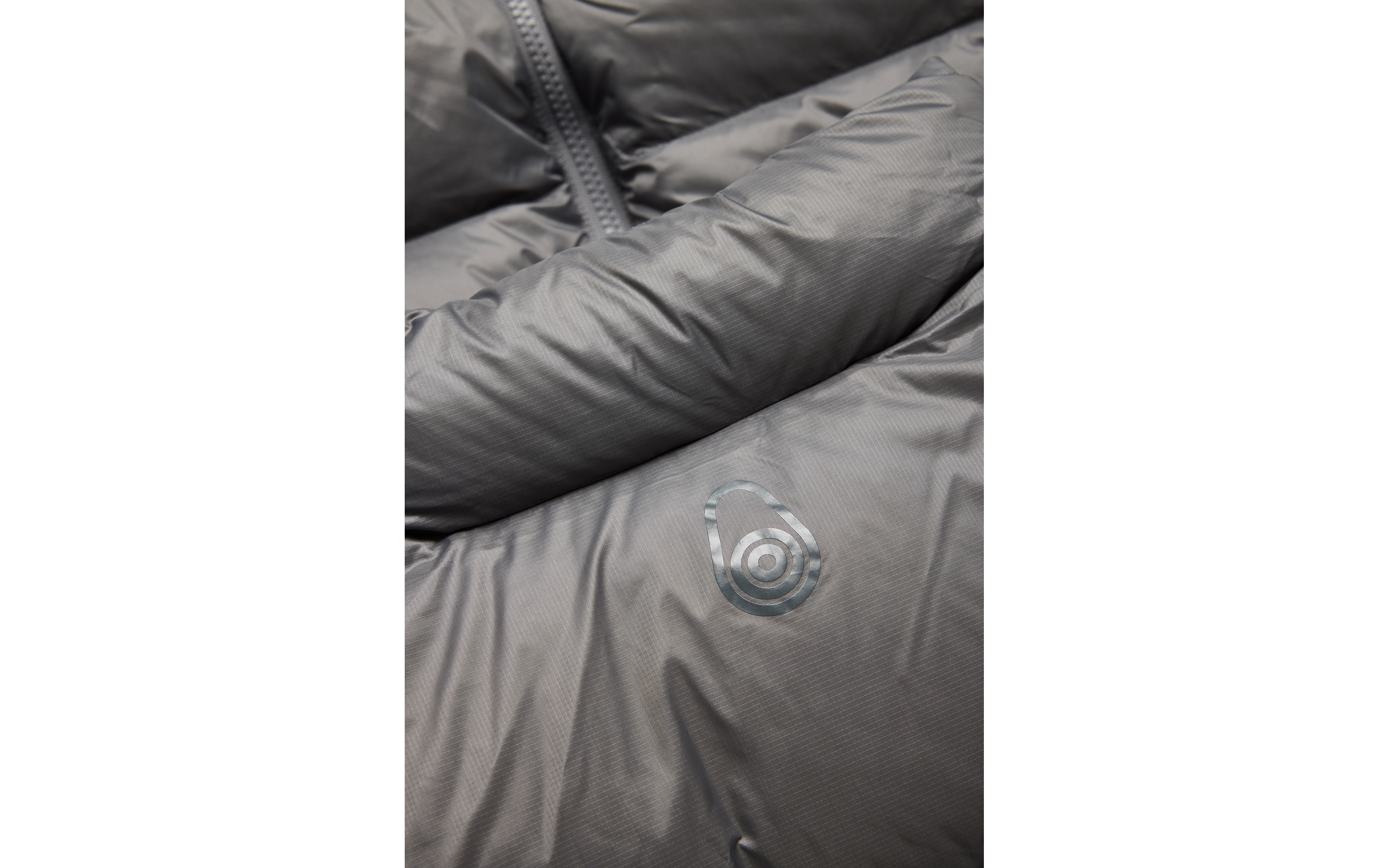 CLOUD DOWN VEST