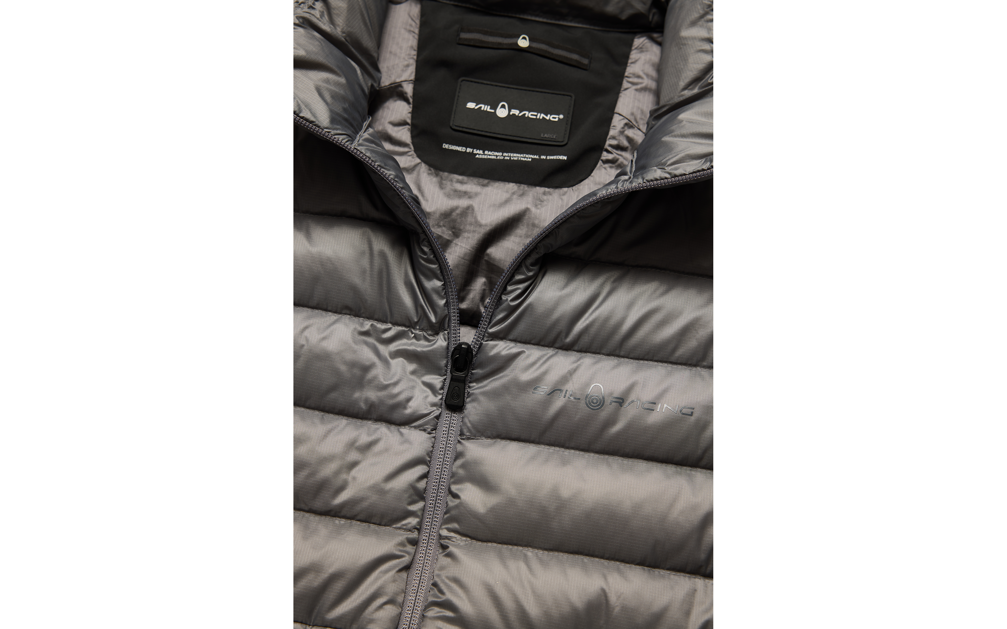 SPRAY DOWN VEST 