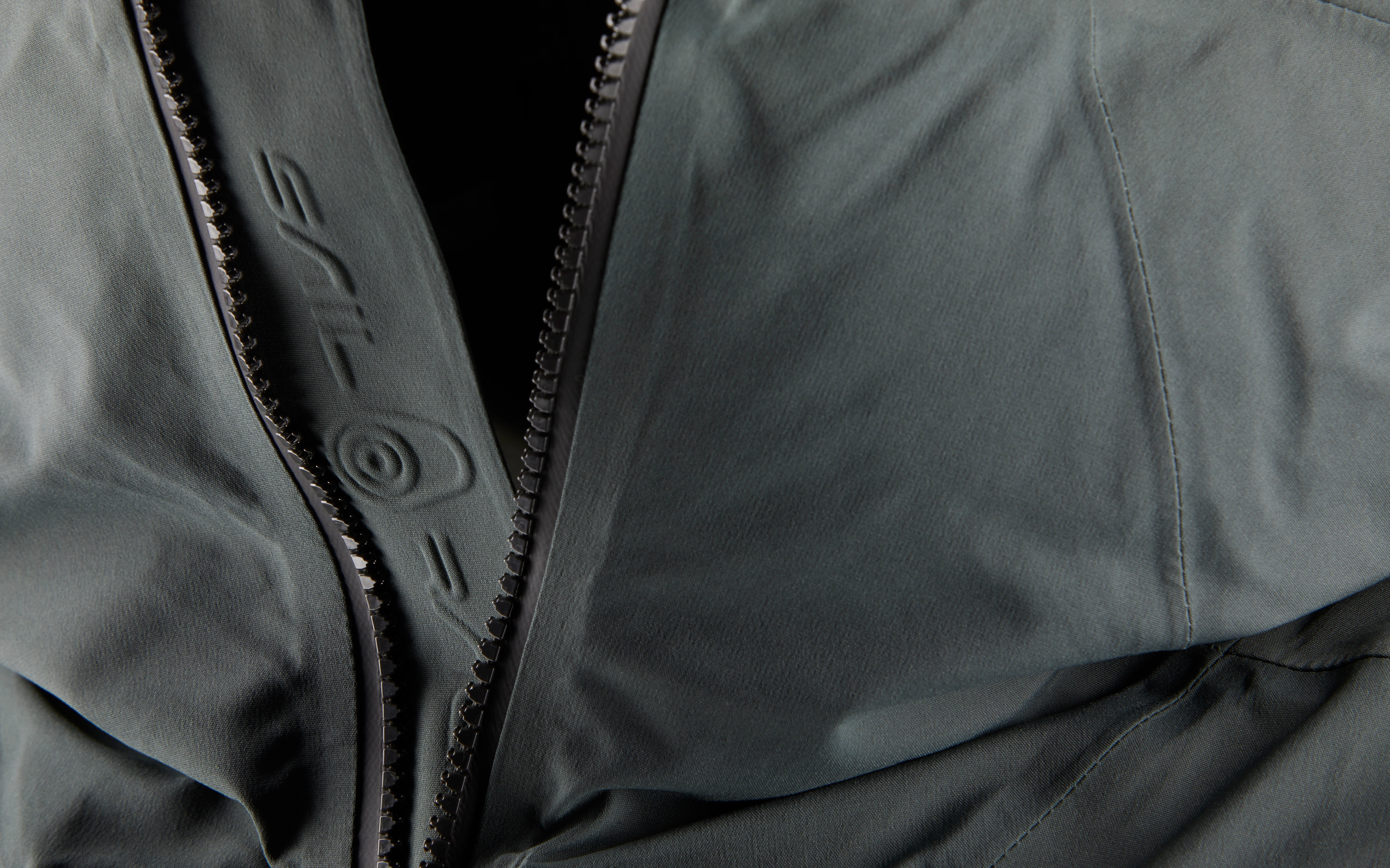 POLAR GORE TEX JACKET 