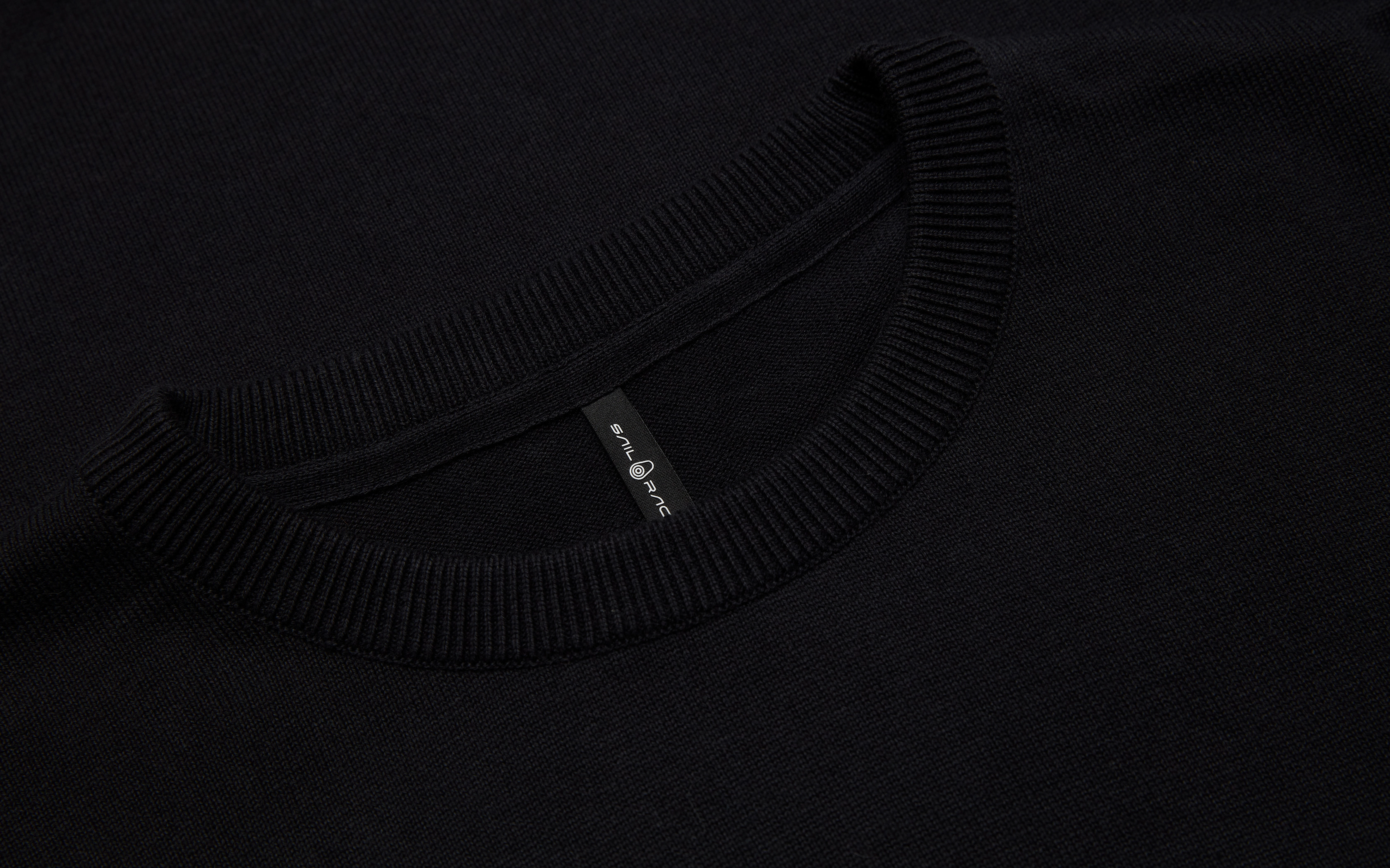 BOWMAN KNITTED CREW NECK 