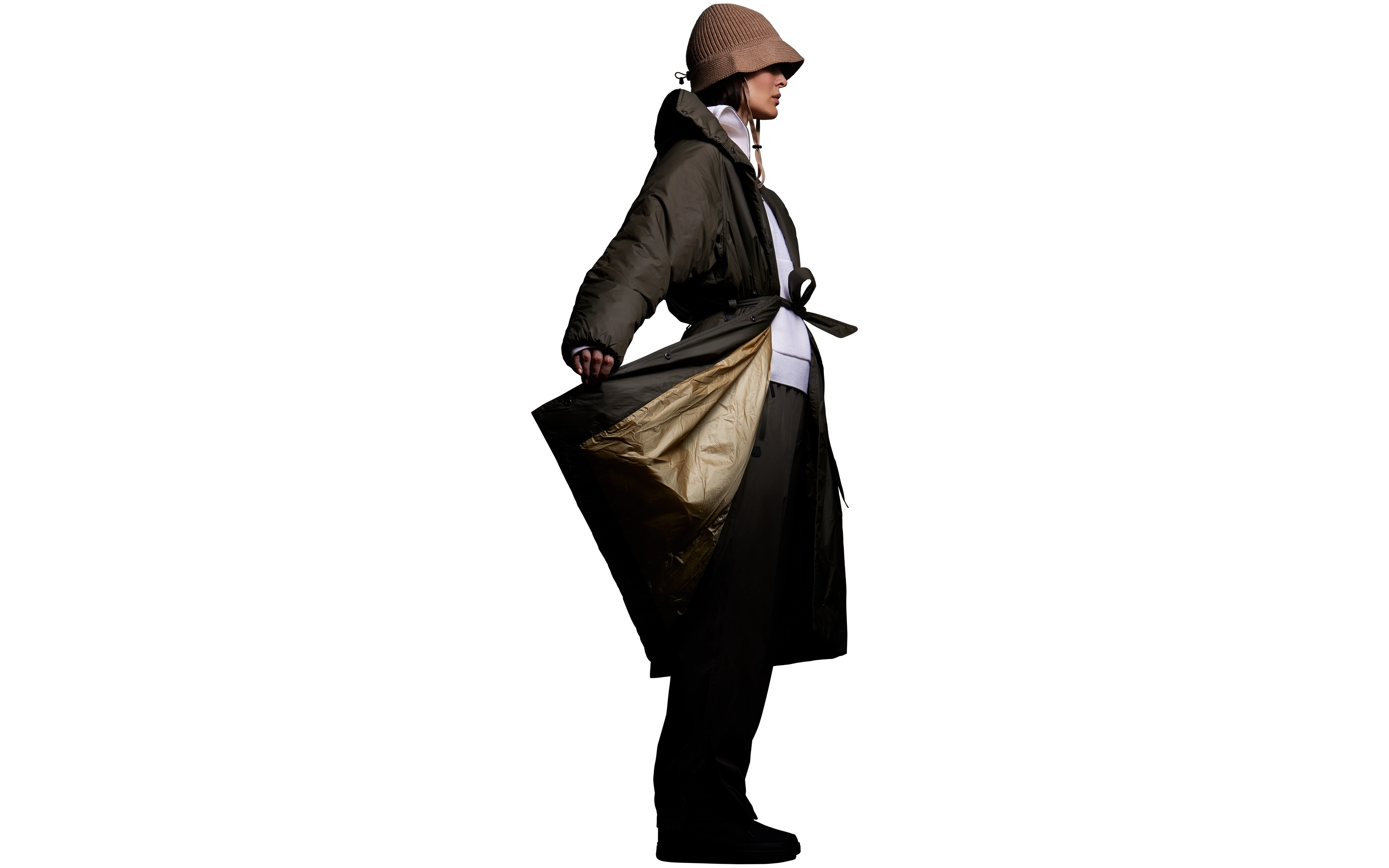 TRANSITIONAL COAT