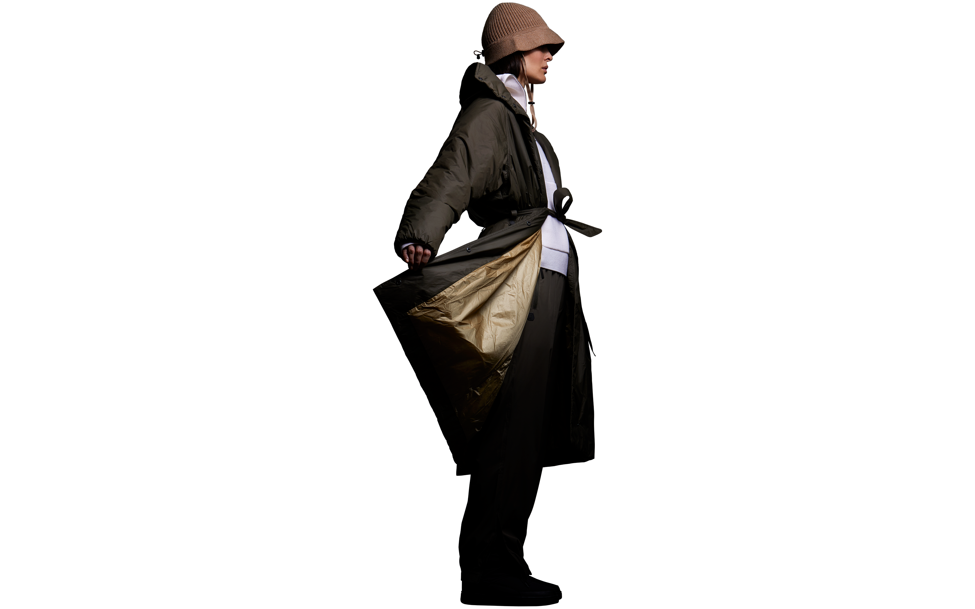 TRANSITIONAL COAT