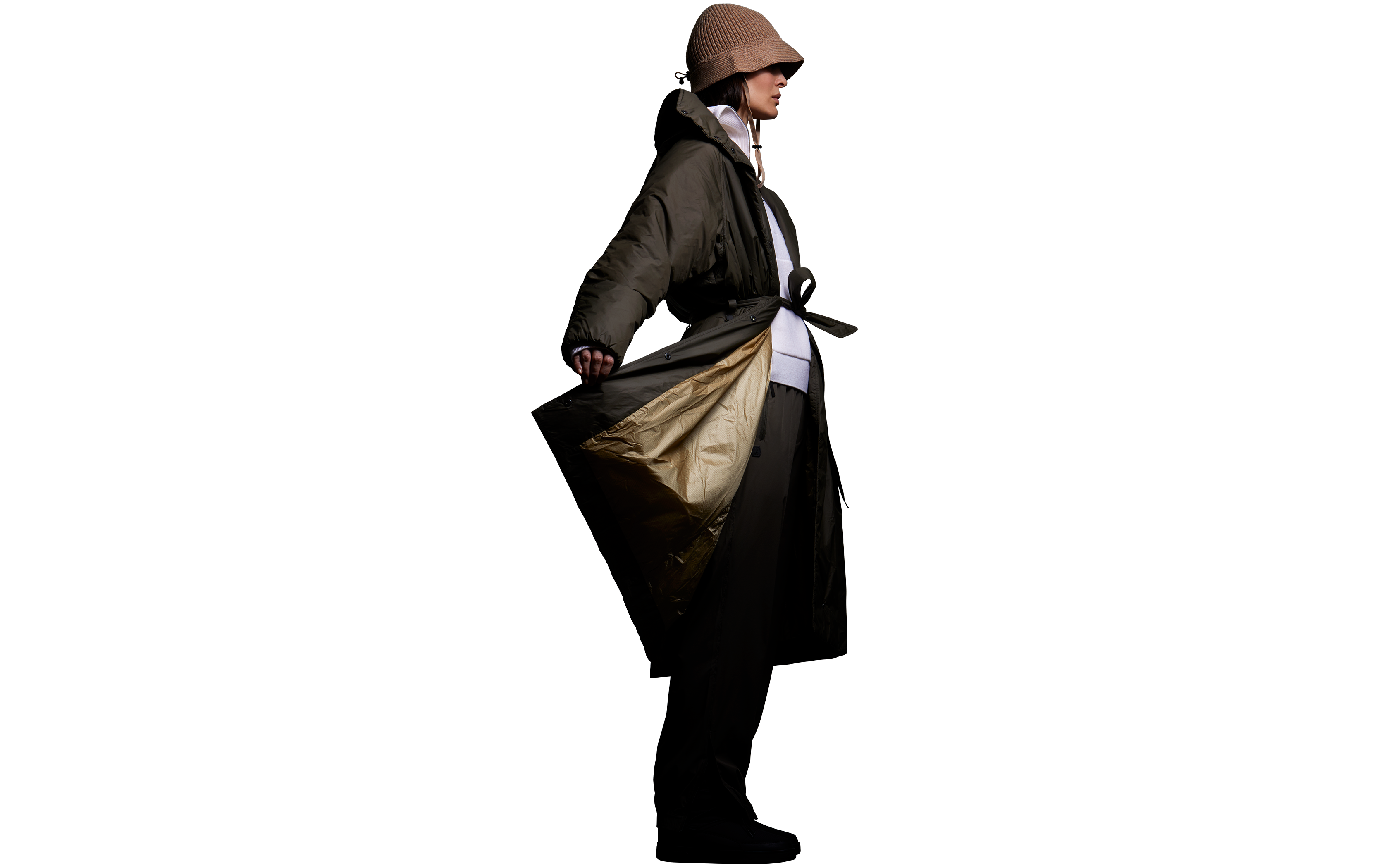 TRANSITIONAL COAT