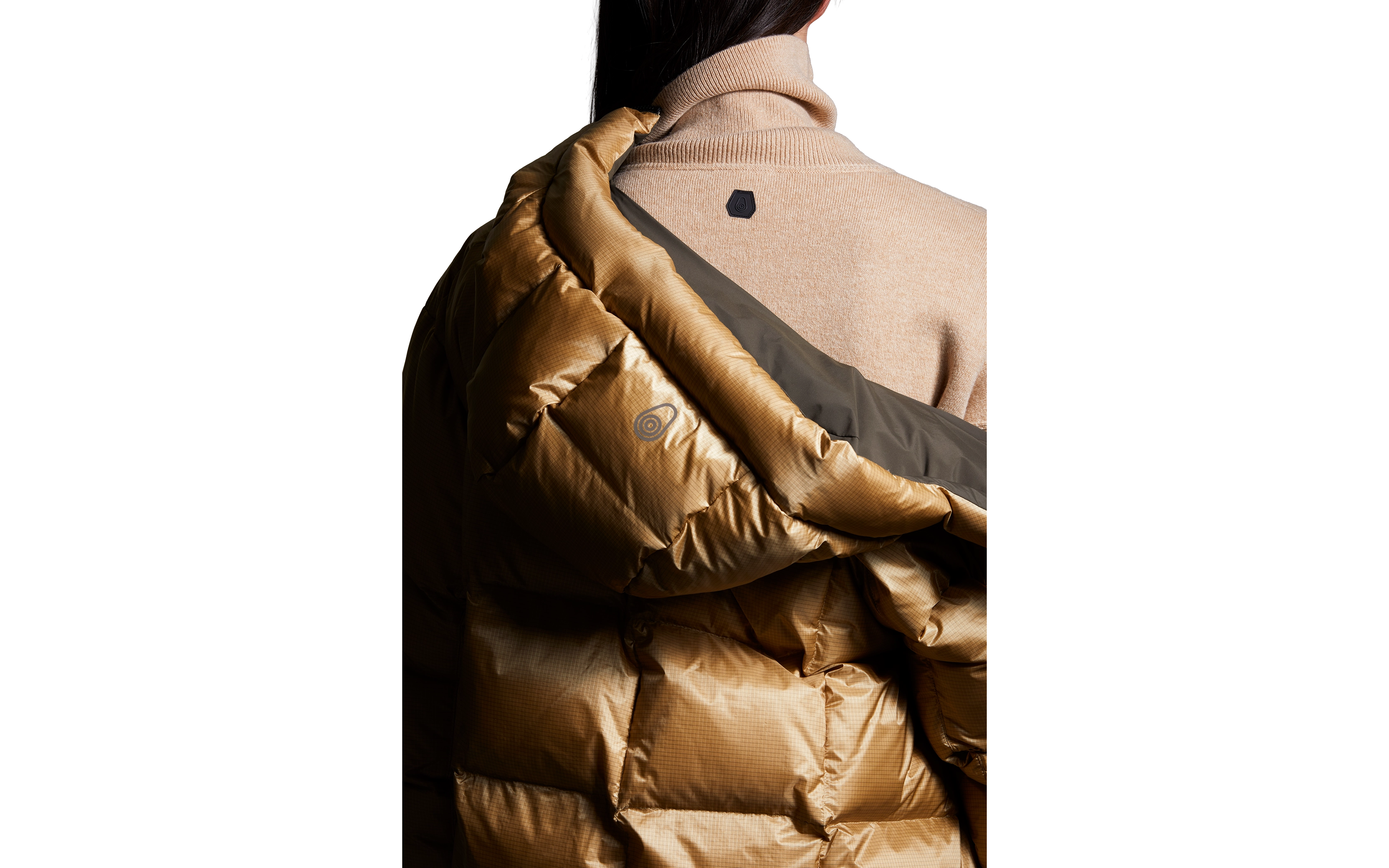 AMERY T-NECK