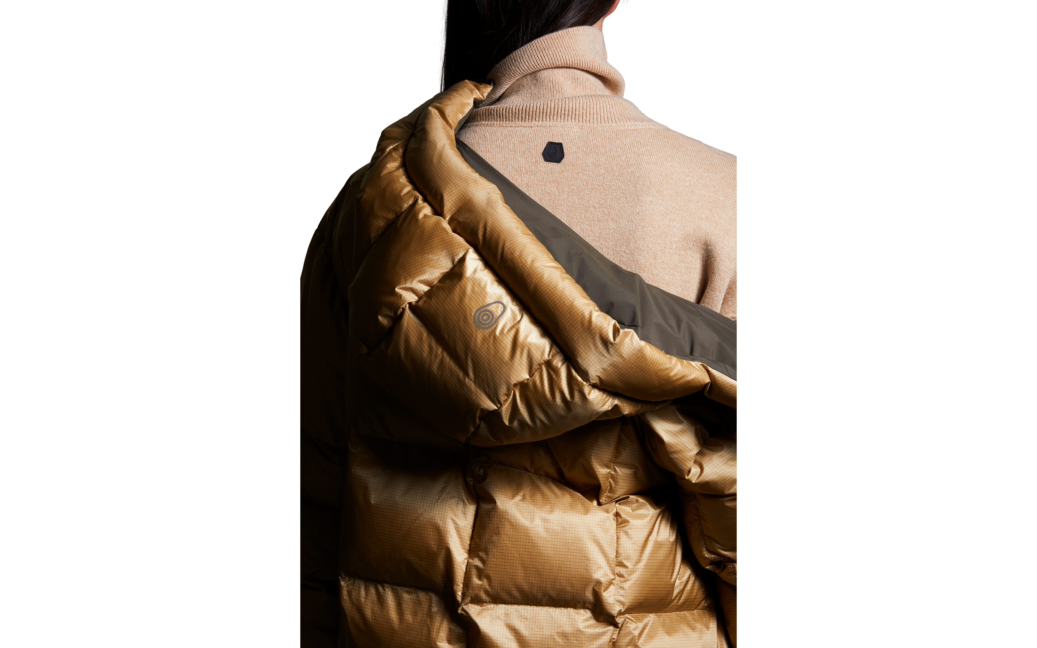 AMERY T-NECK