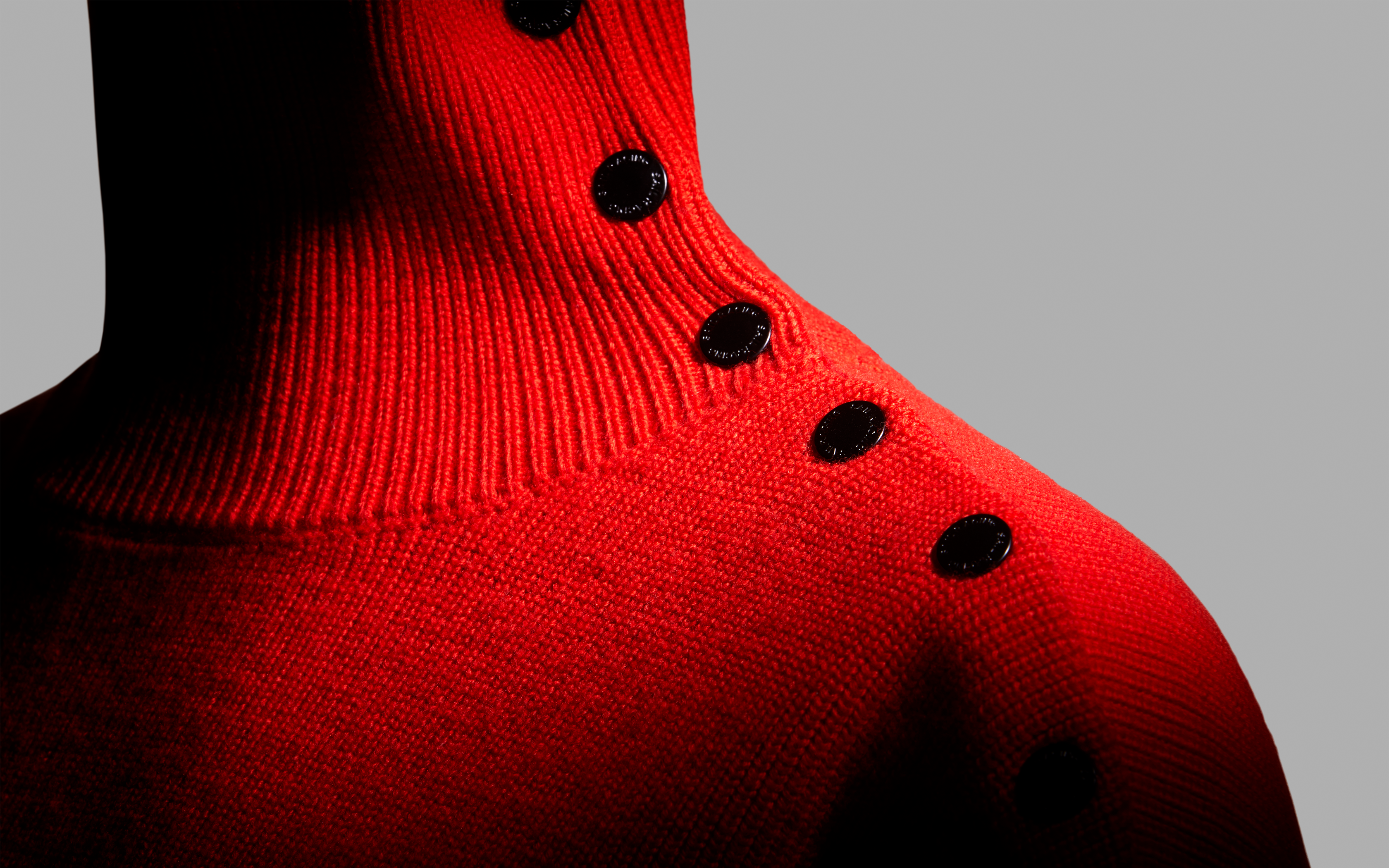 SEAFARER BUTTON NECK