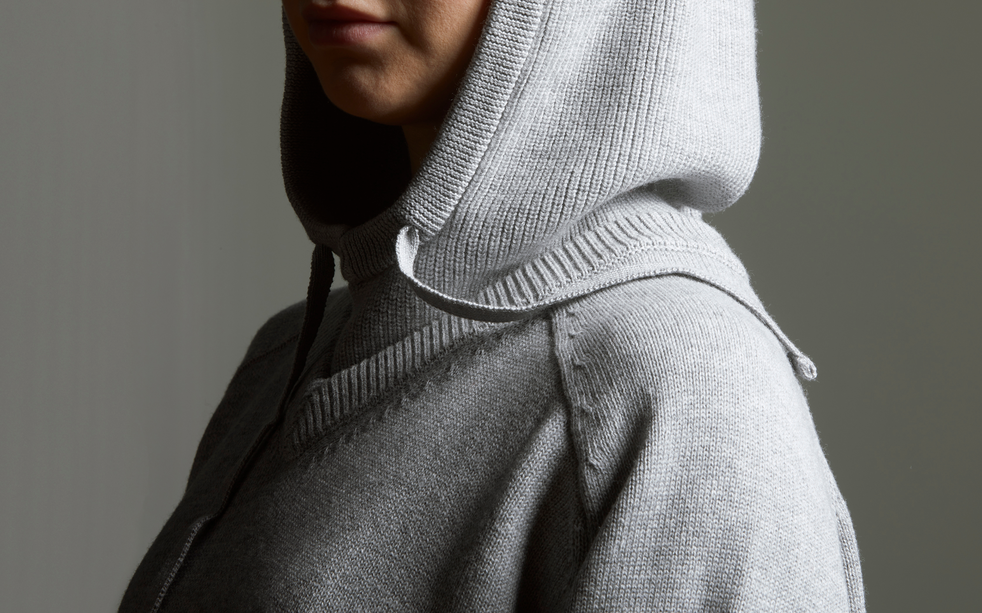 FROSTWAVE HOODIE
