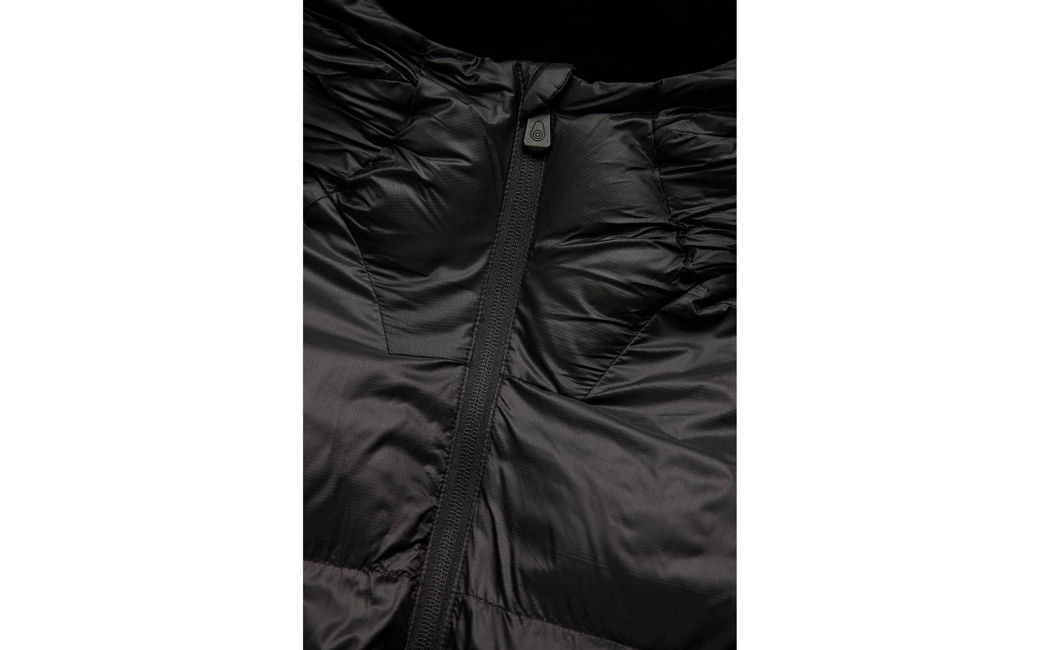 JR CLOUD INSULATED HOOD