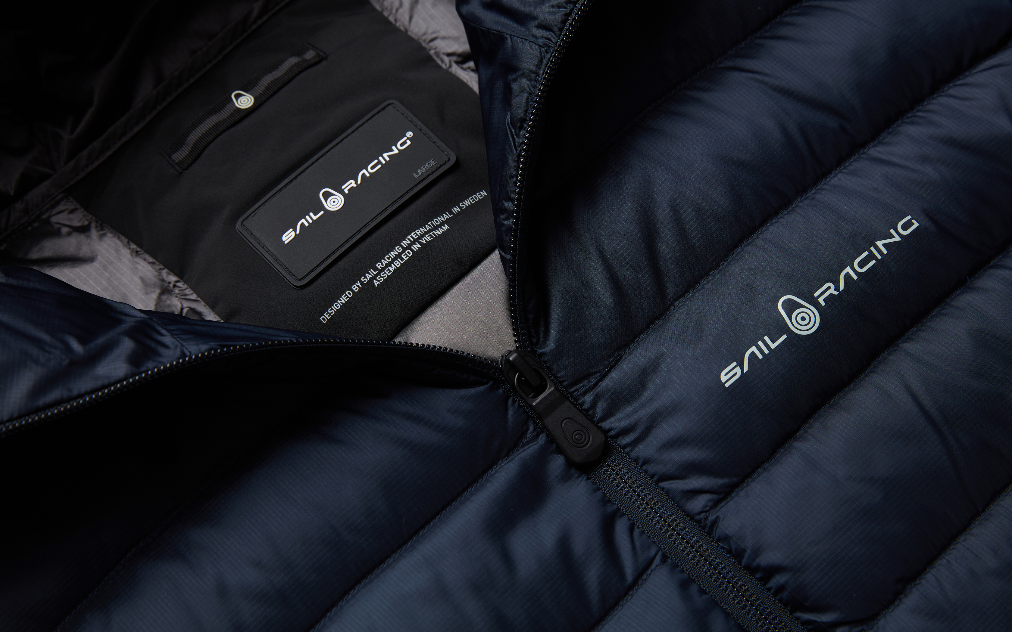 SPRAY HYBRID DOWN HOOD