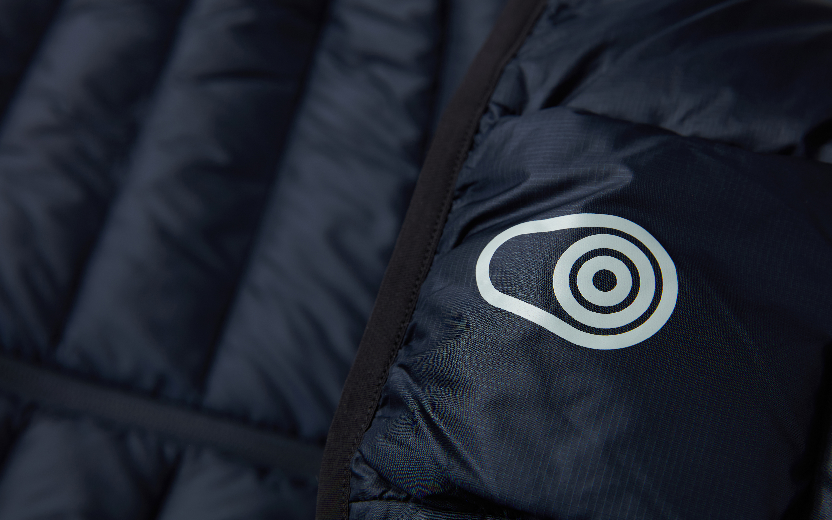 SPRAY HYBRID DOWN HOOD