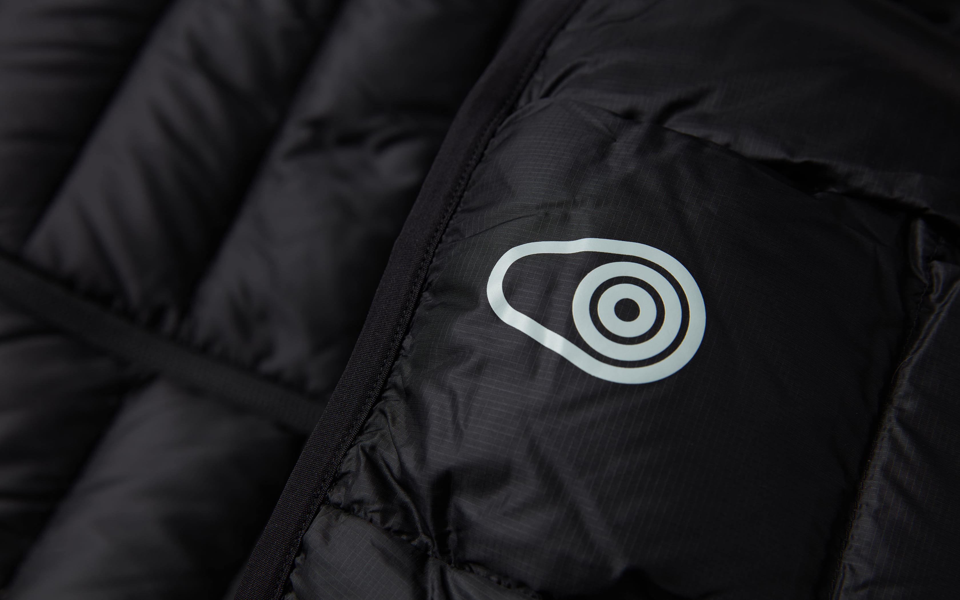 SPRAY HYBRID DOWN HOOD