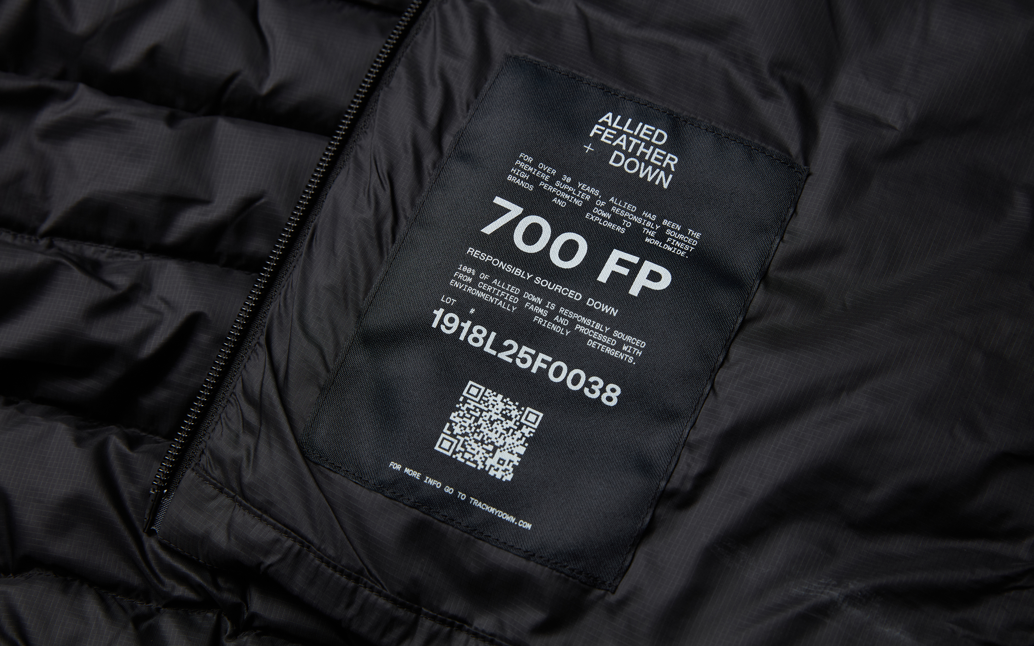 SPRAY HYBRID DOWN HOOD