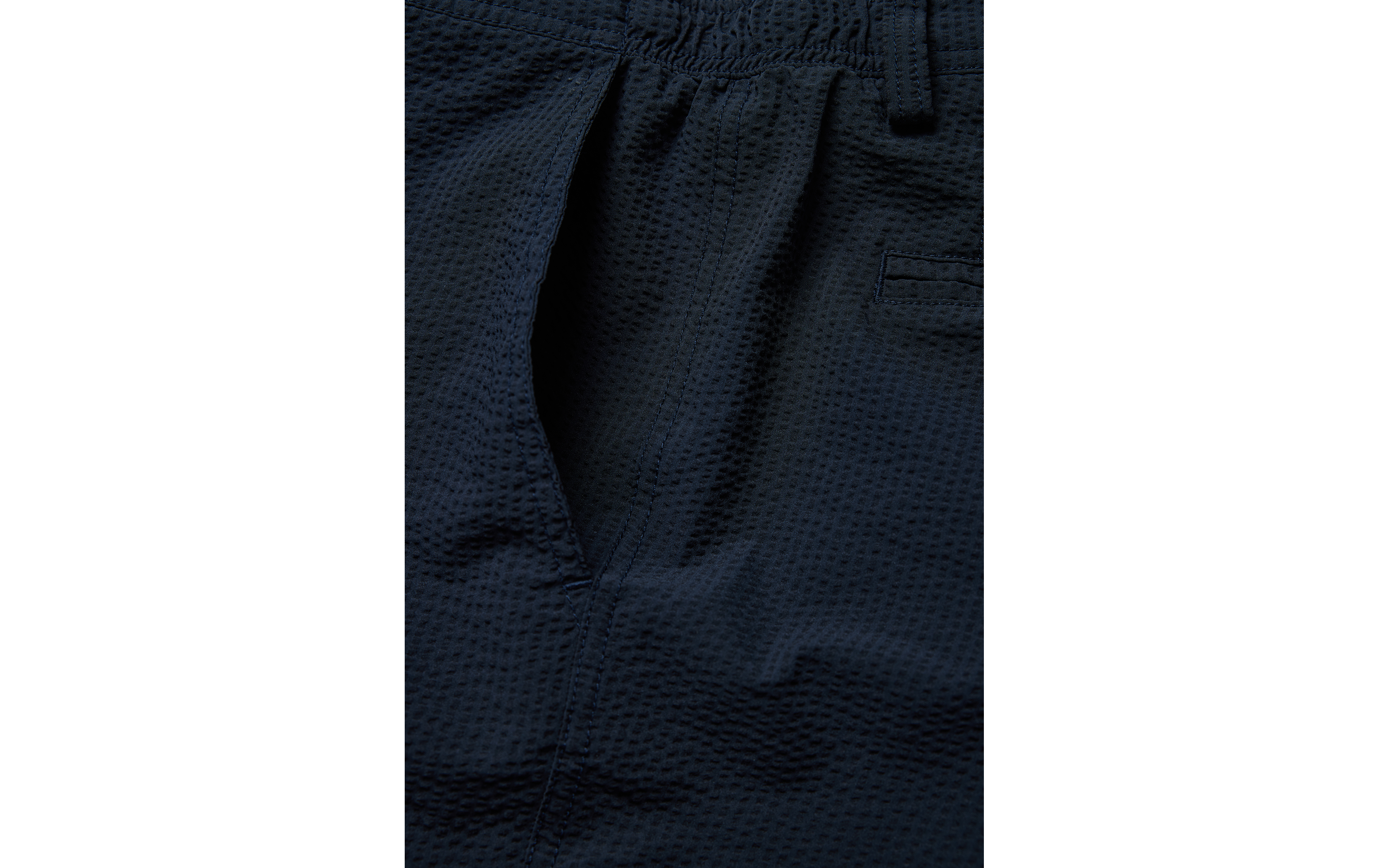TORNADO SEERSUCKER SHORTS