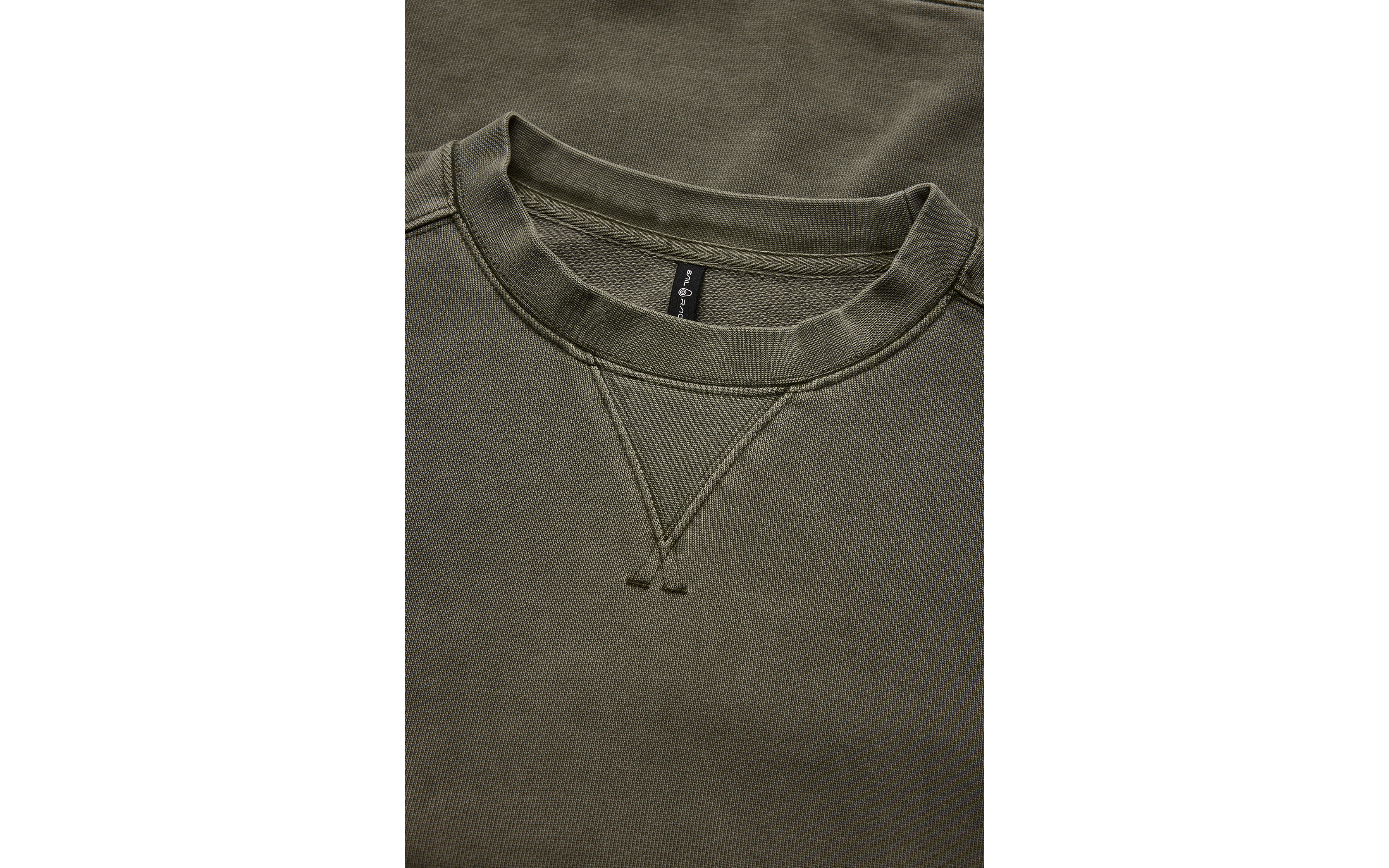 WIND PIGMENT SWEATER