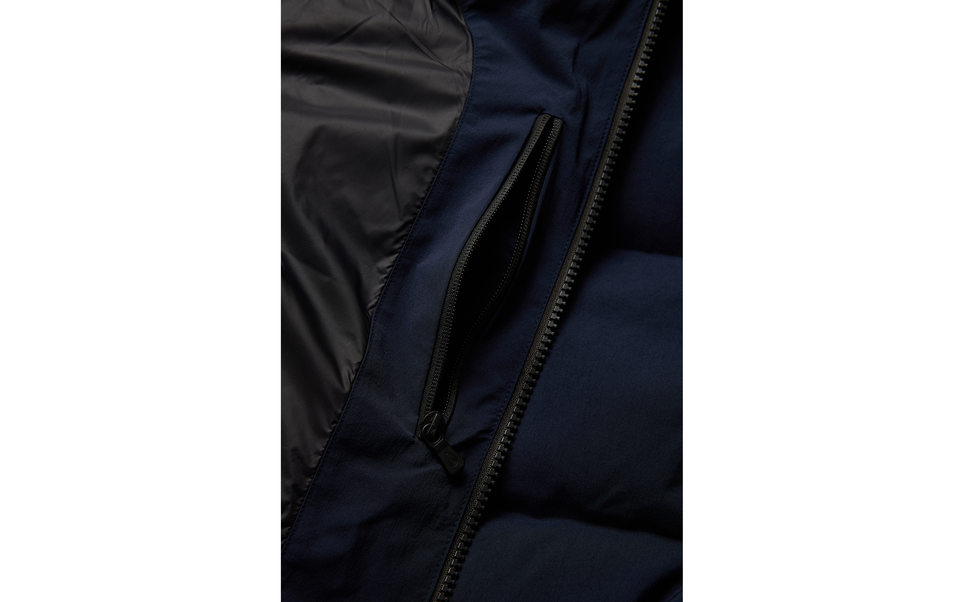 ARC DOWN JACKET