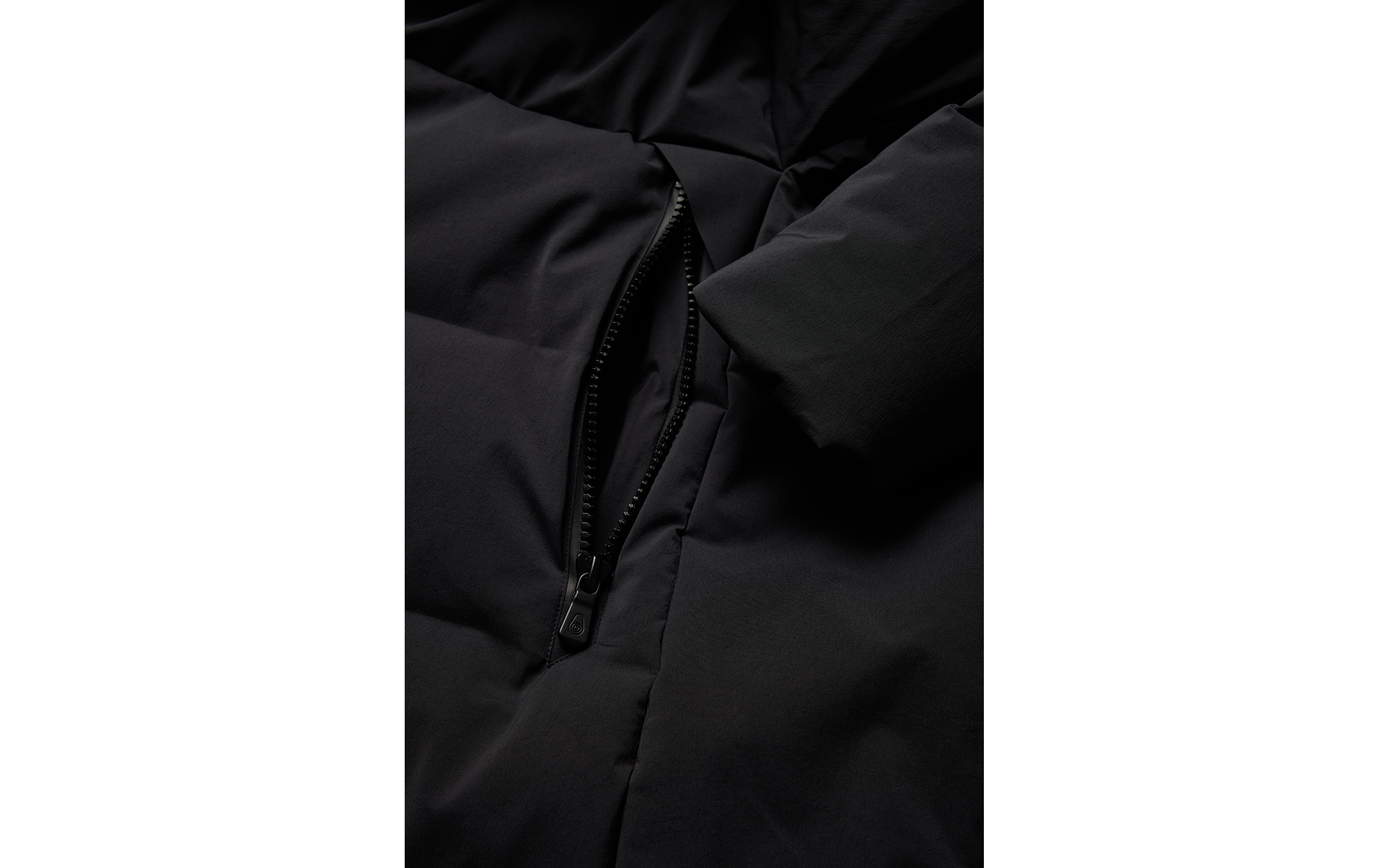 ARC DOWN PARKA