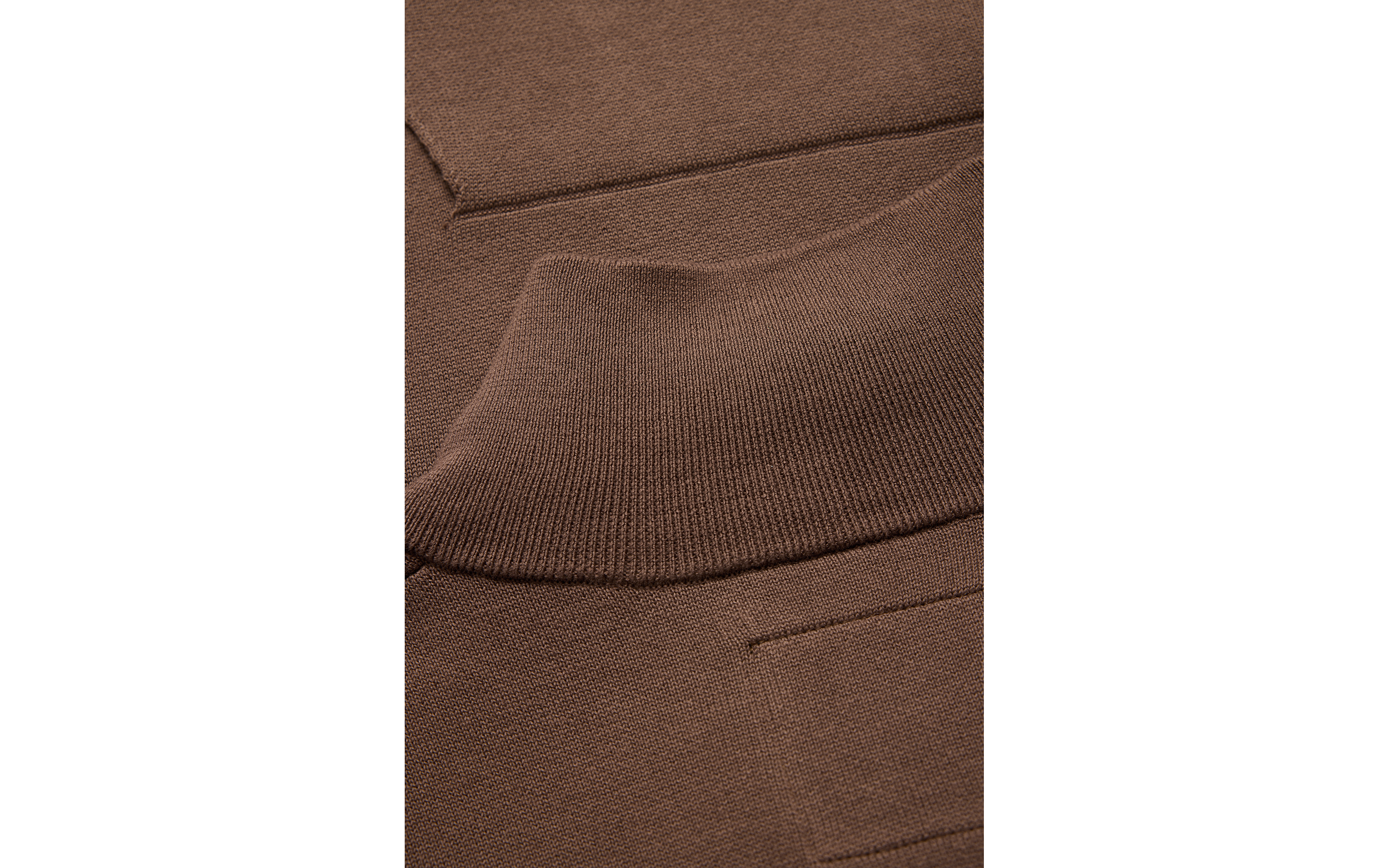 ARC KNITTED T-NECK 