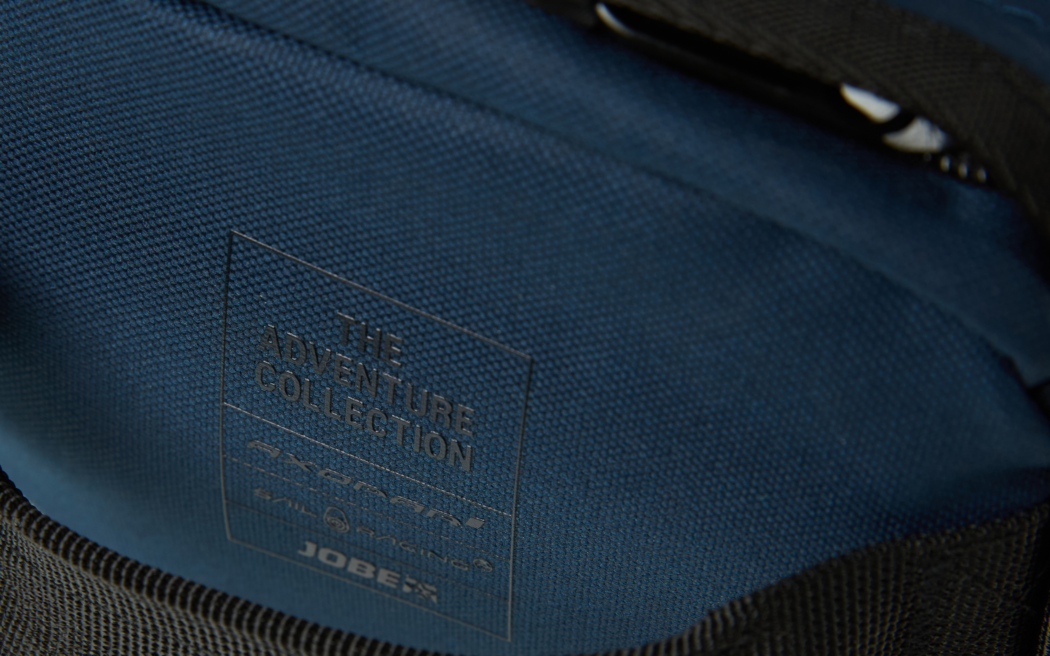 THE ADV WASH BAG