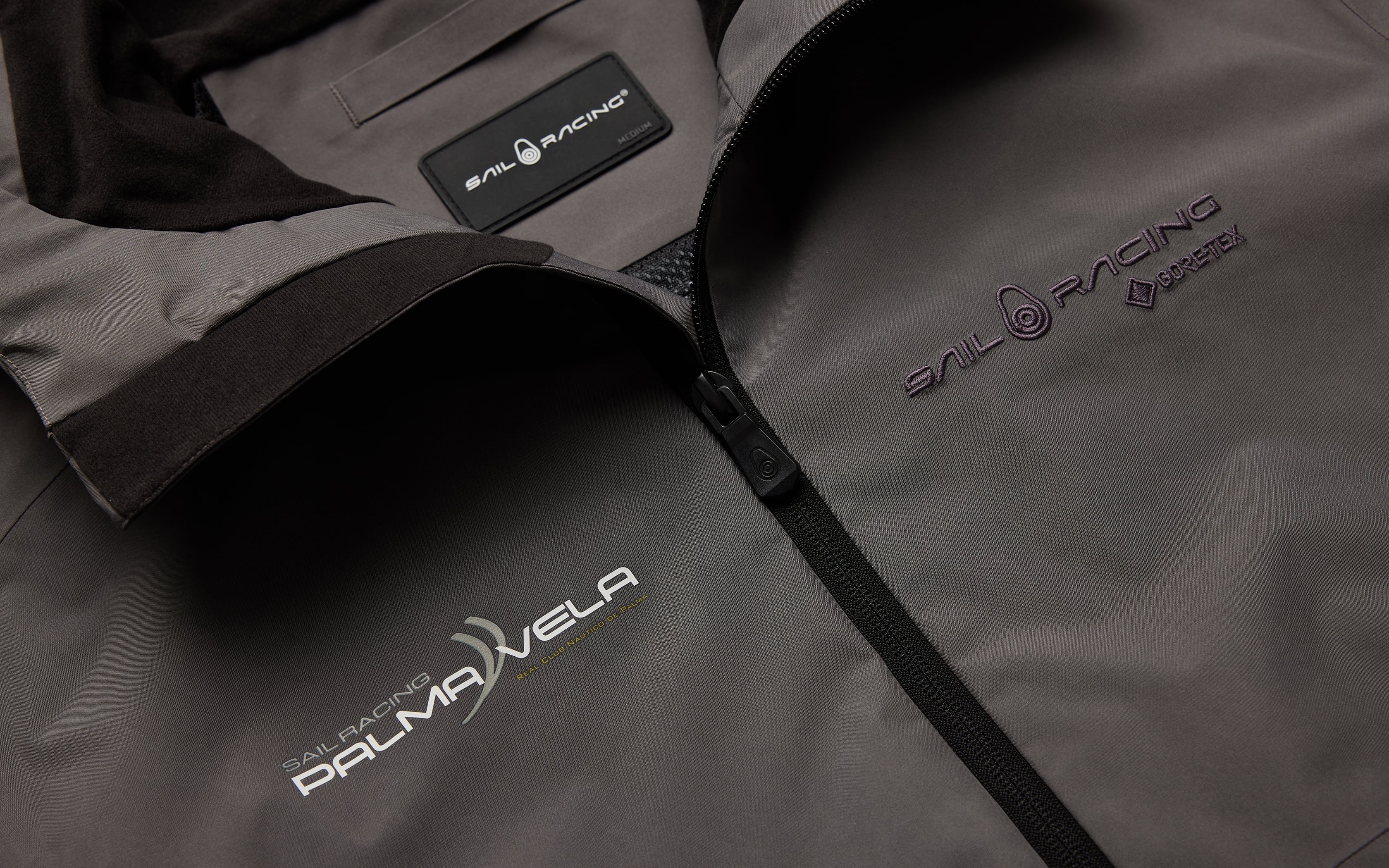 PV GORE TEX HOODED JACKET