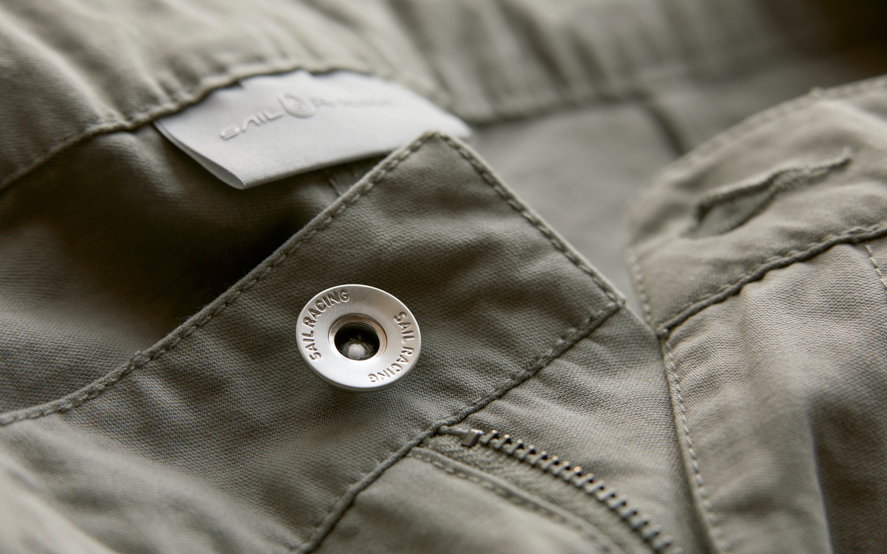 HYDRA CARGO SHORTS