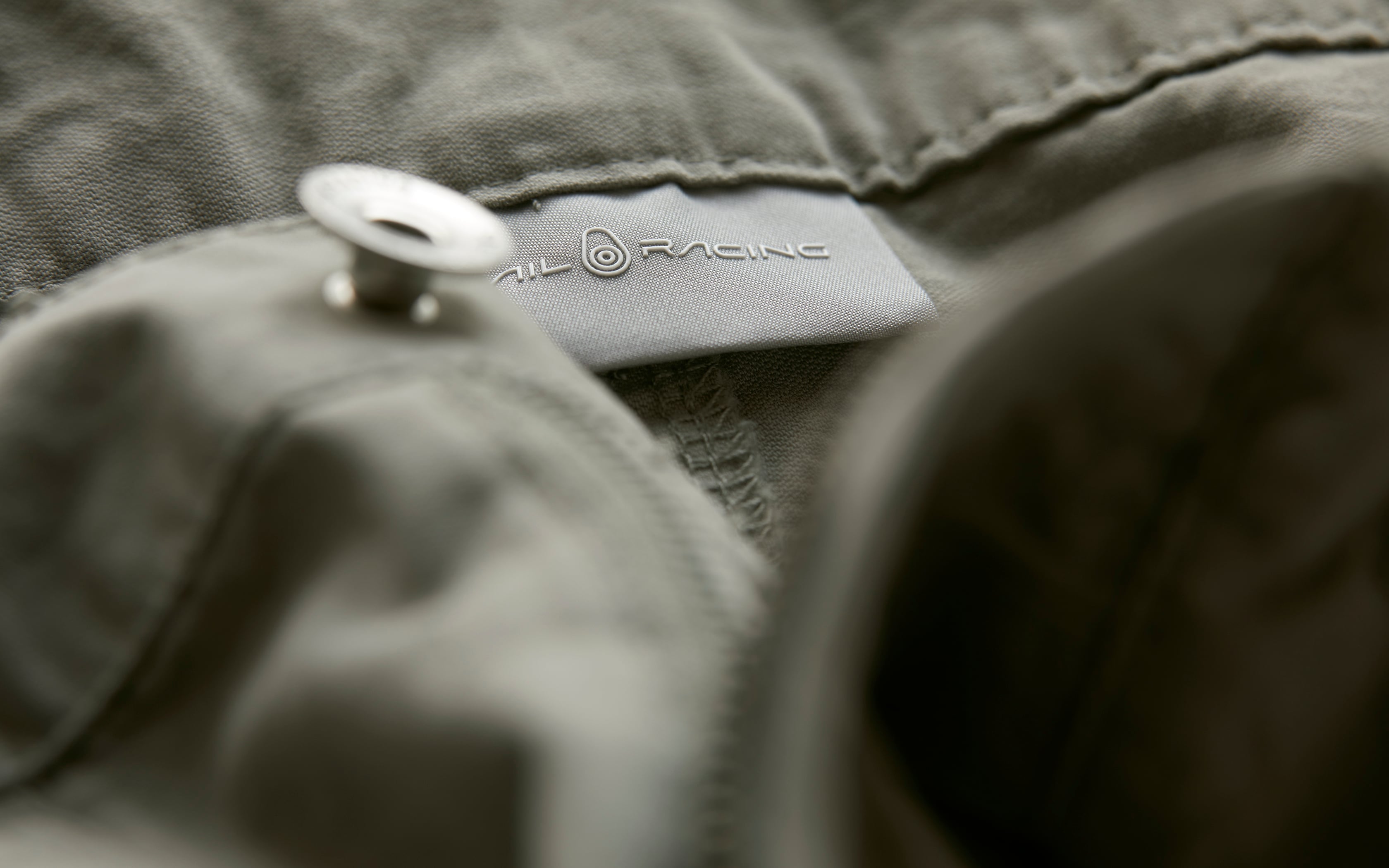 HYDRA CARGO SHORTS