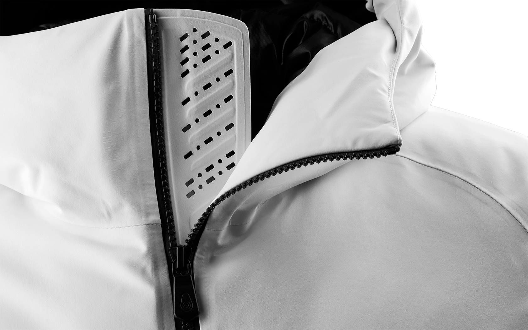 THE W CARBON RACE COAT