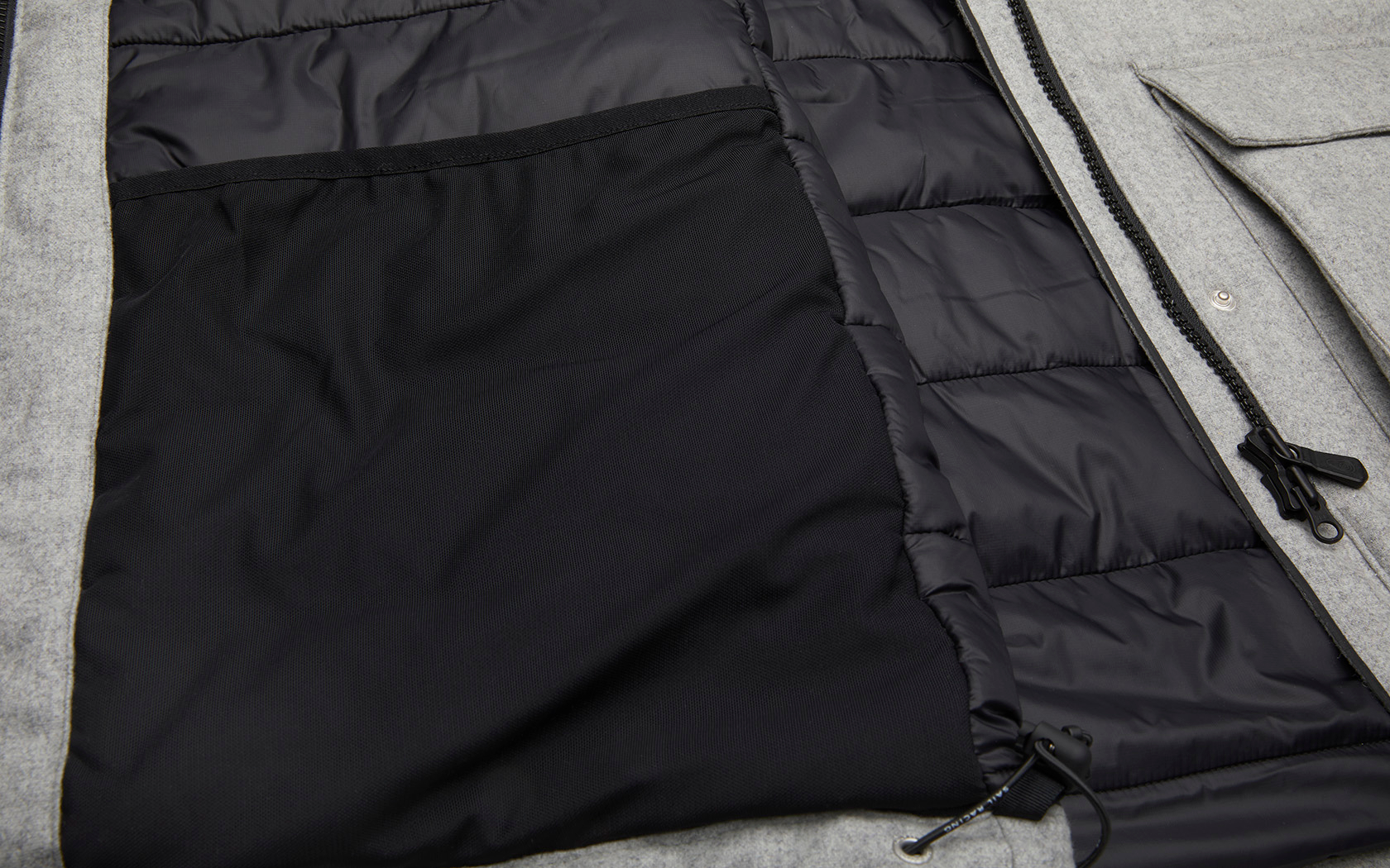 W GLACIER BAY WOOL PARKA