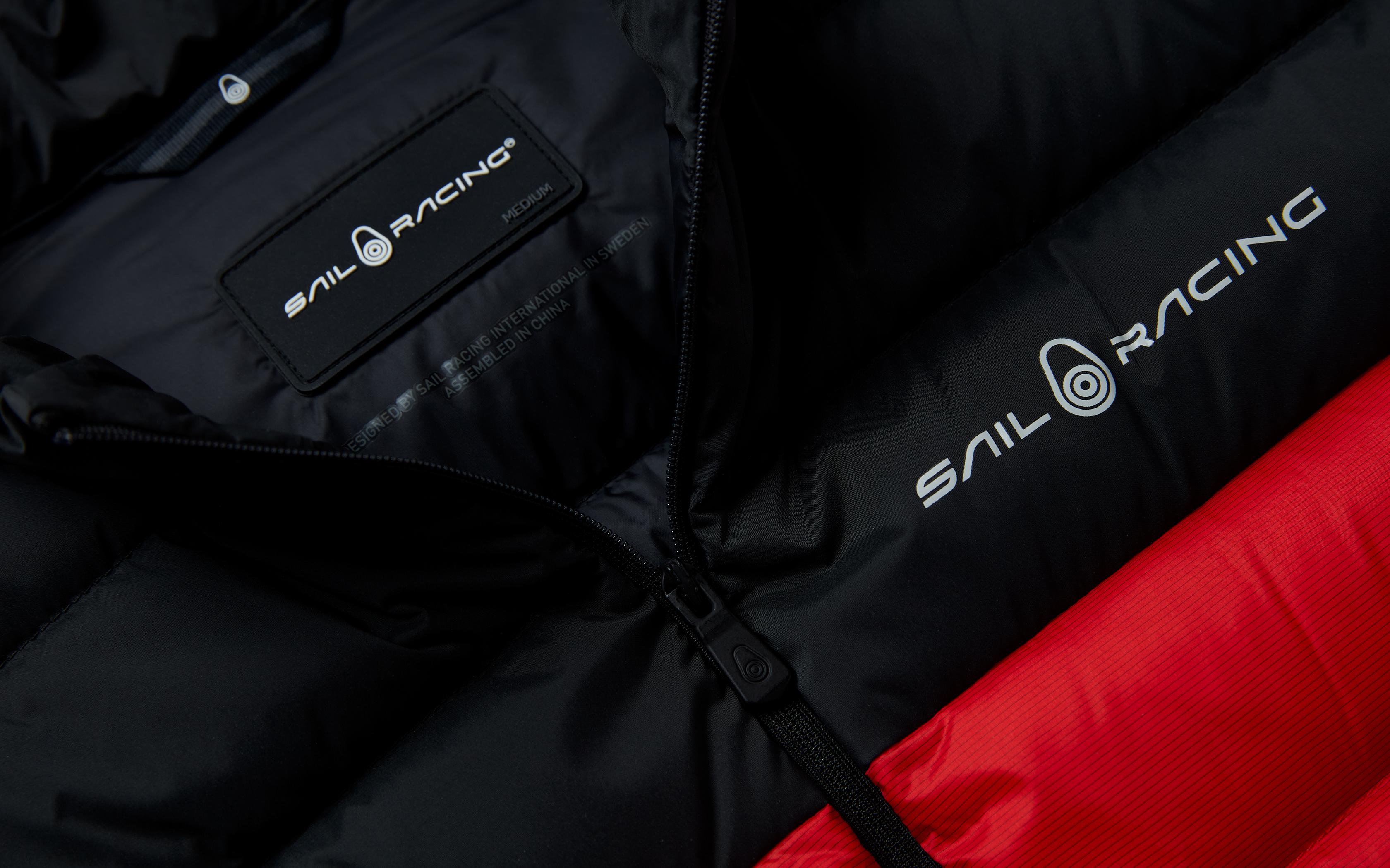 SPRAY DOWN VEST