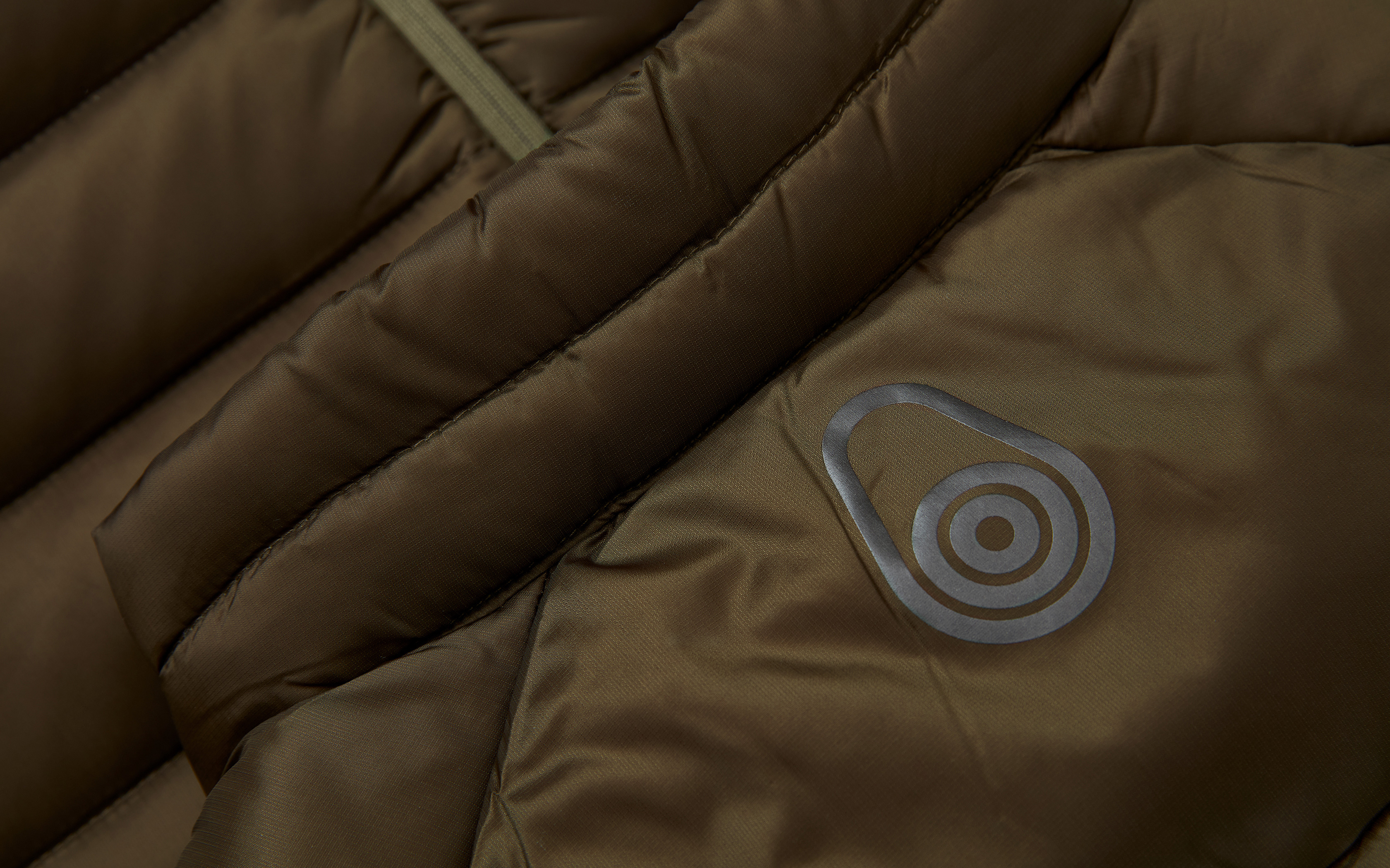 SPRAY DOWN VEST