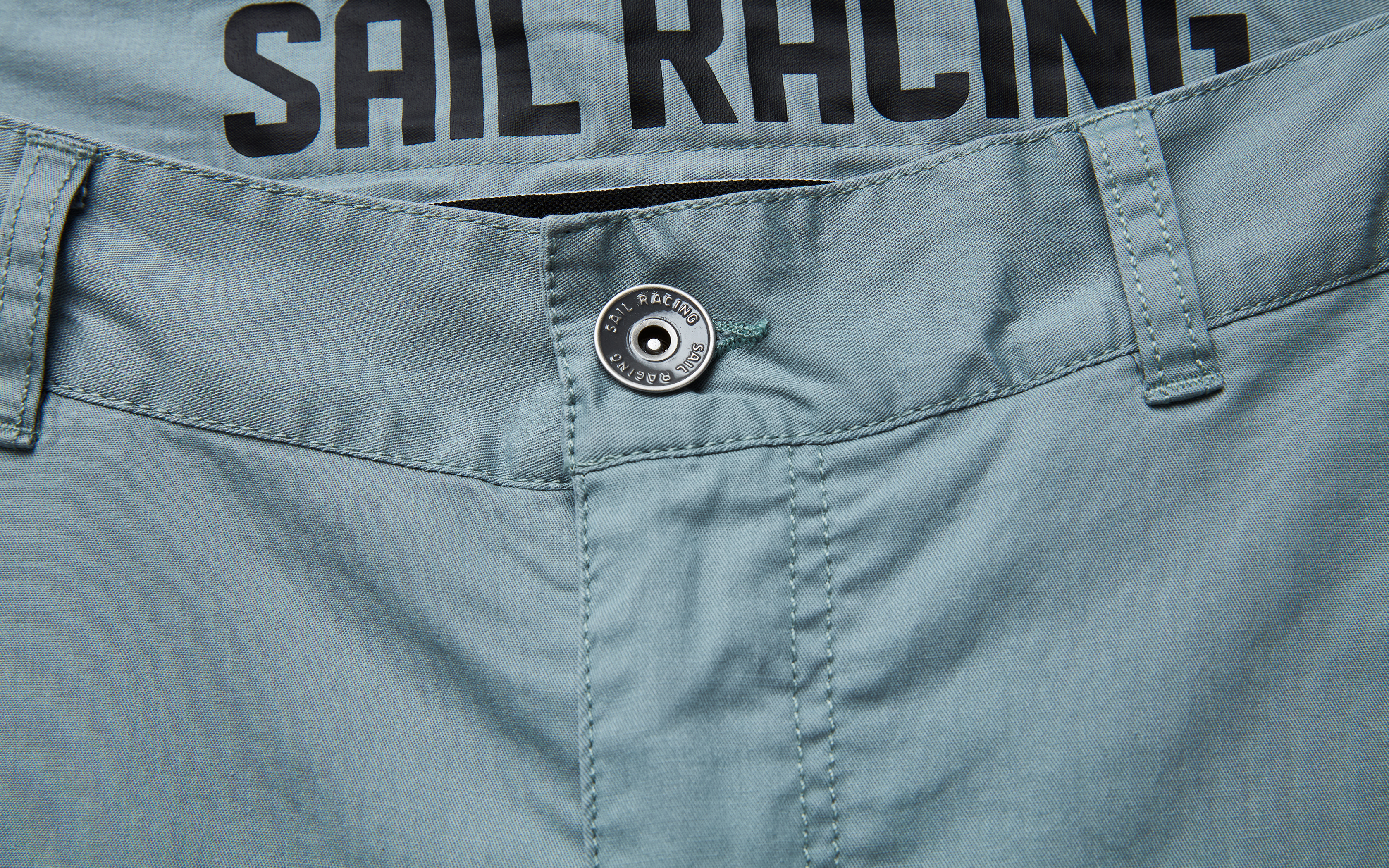 HELMSMAN CHINO SHORTS
