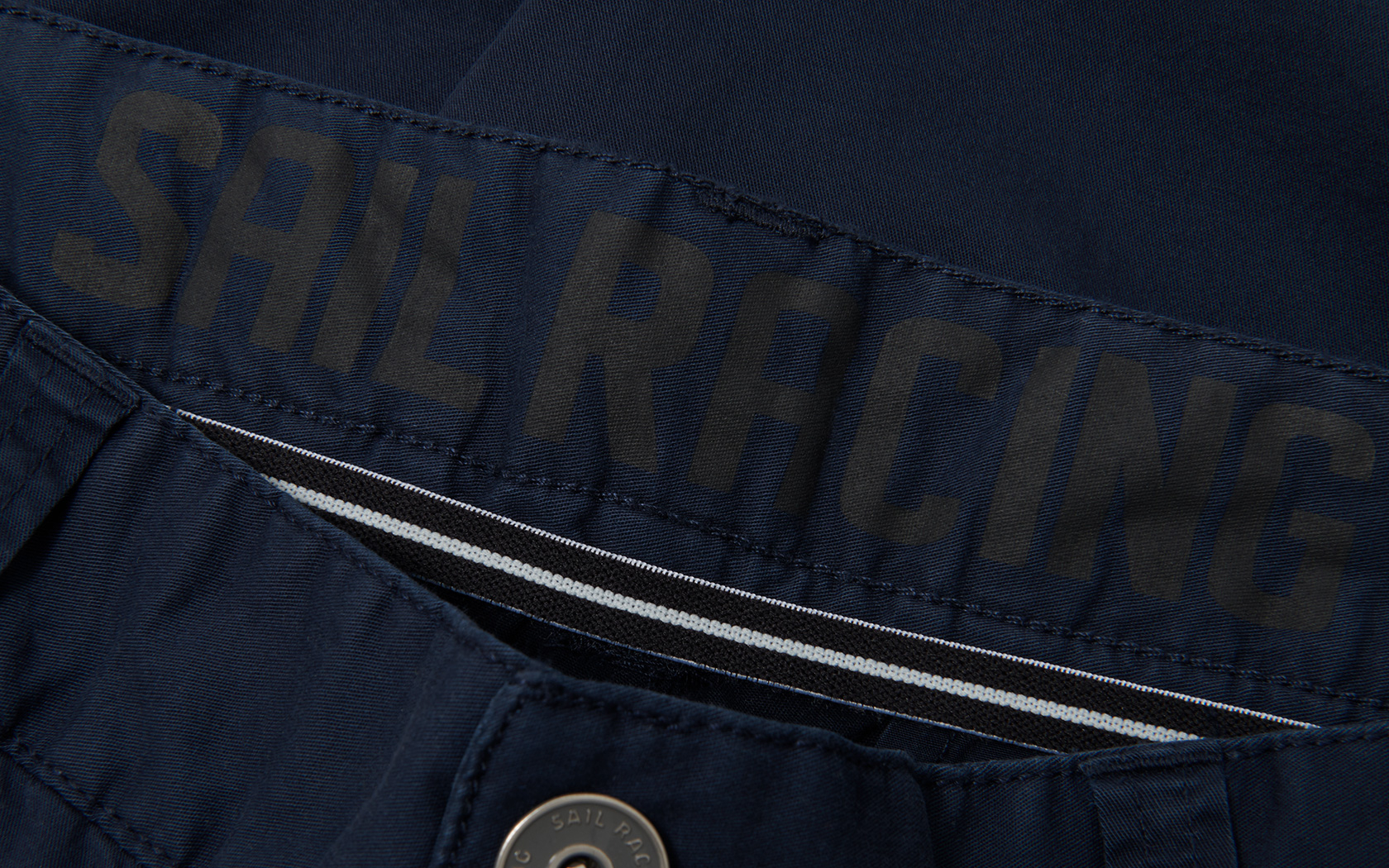 HELMSMAN CHINO SHORTS