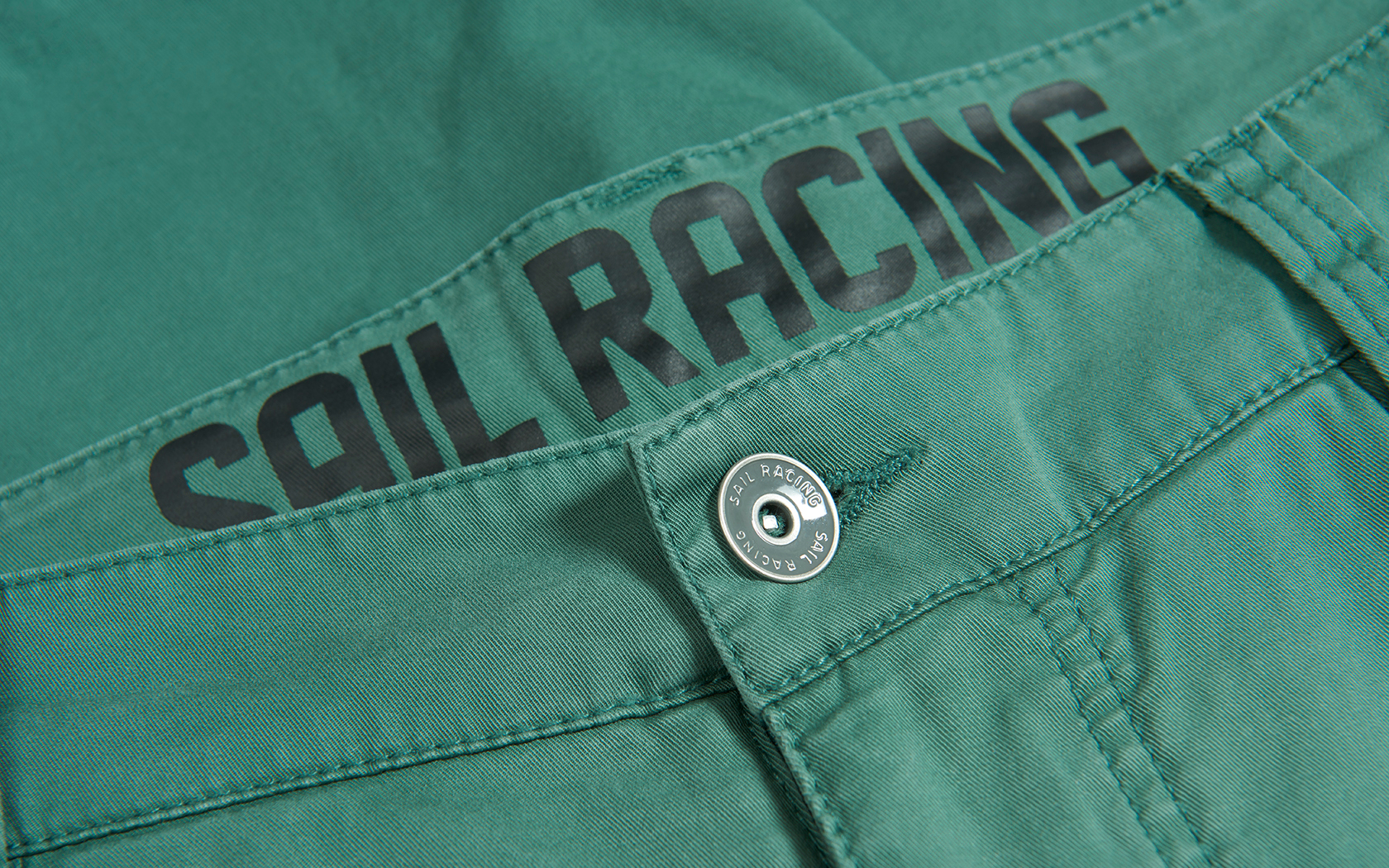 HELMSMAN CHINO SHORTS