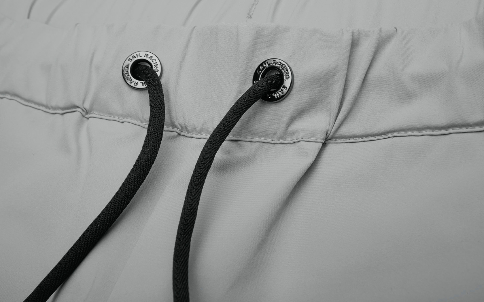 W RACE SHORTS