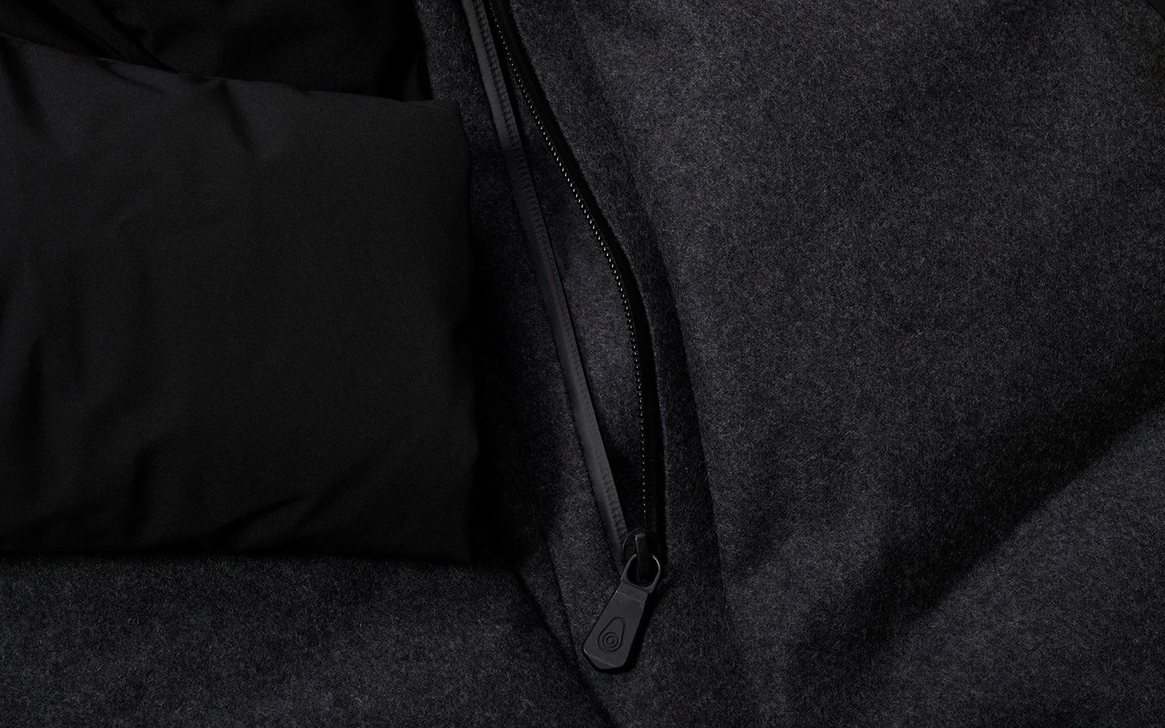 W RACE DOWN PARKA