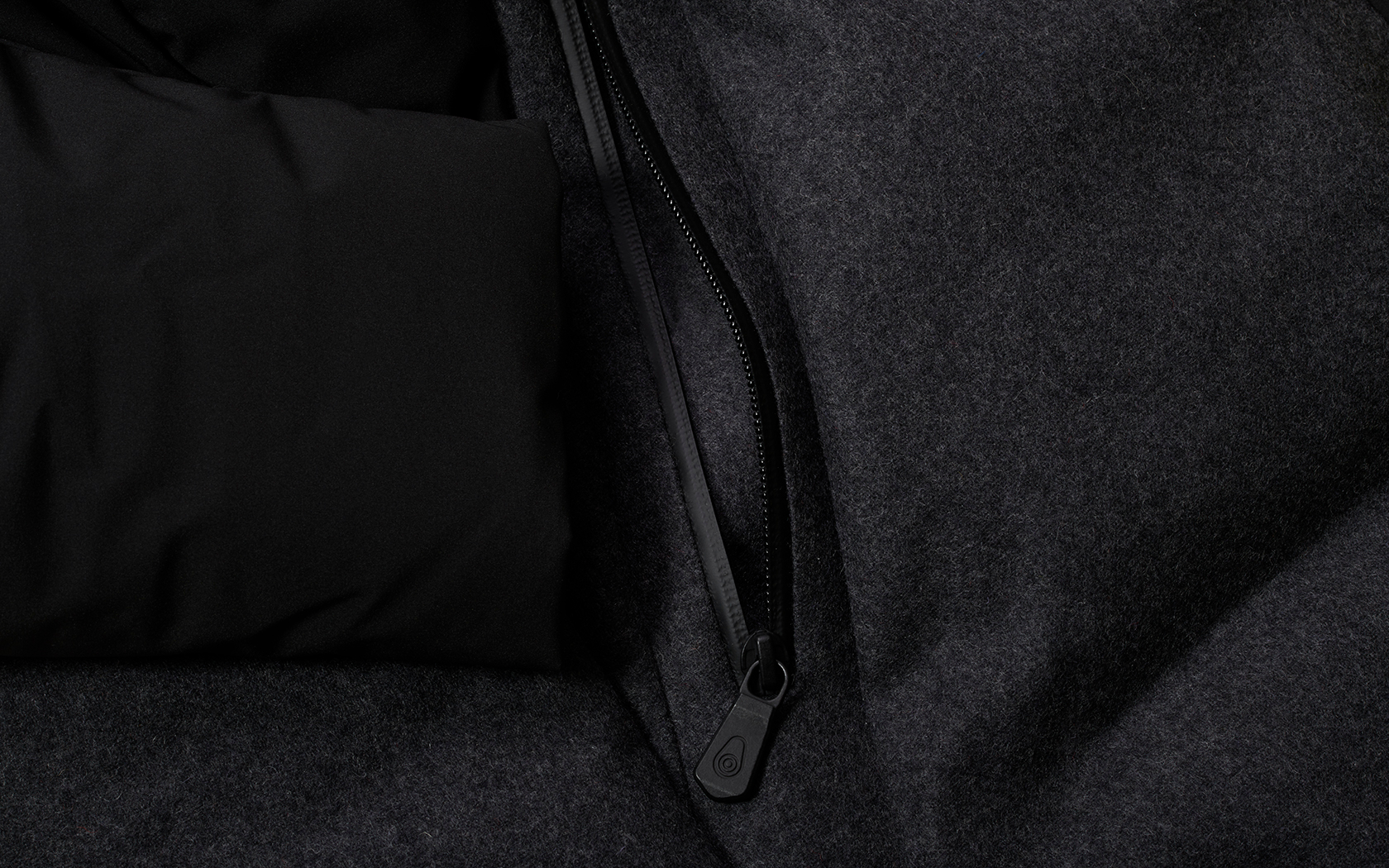 W RACE DOWN PARKA