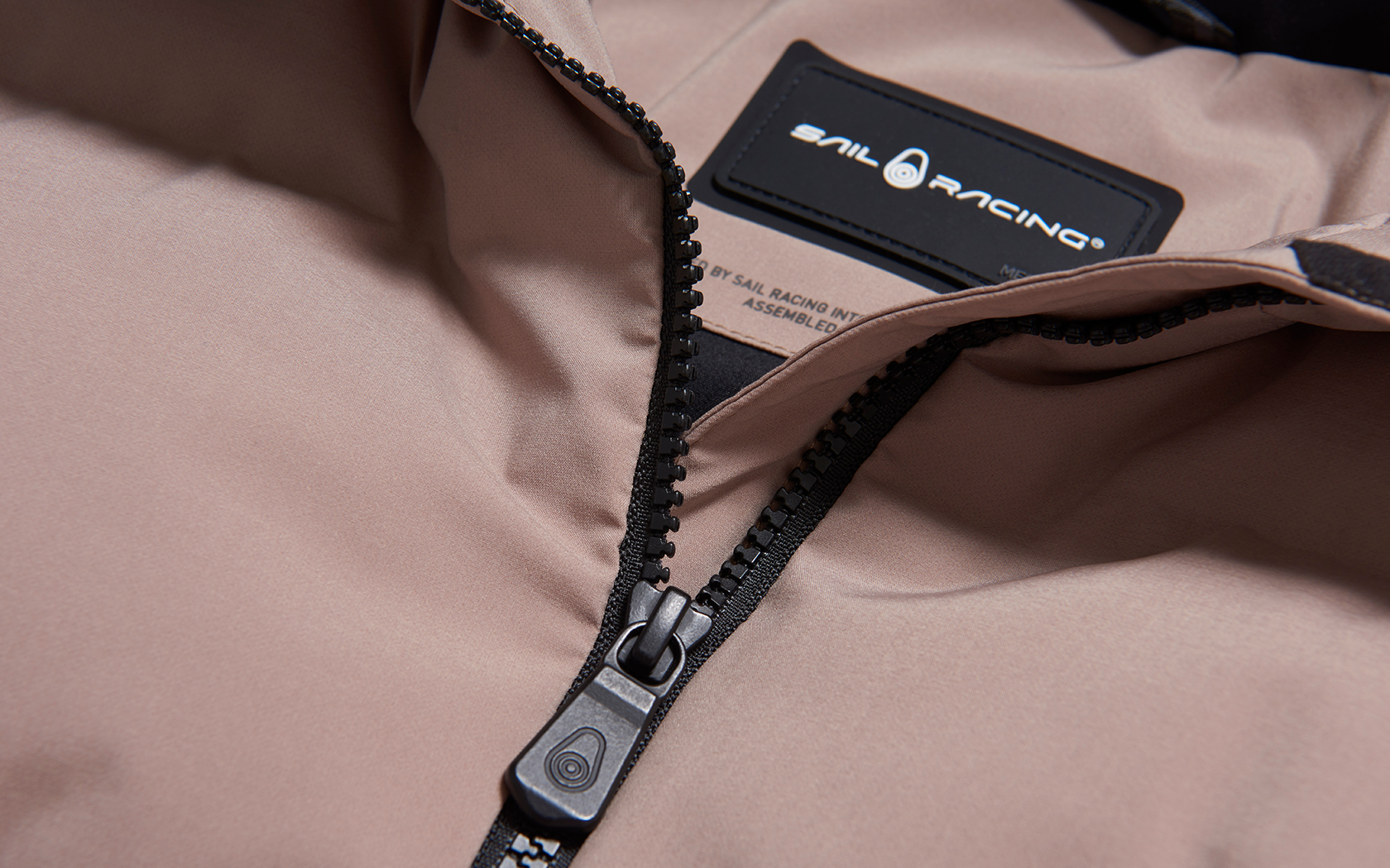 W RACE DOWN JACKET