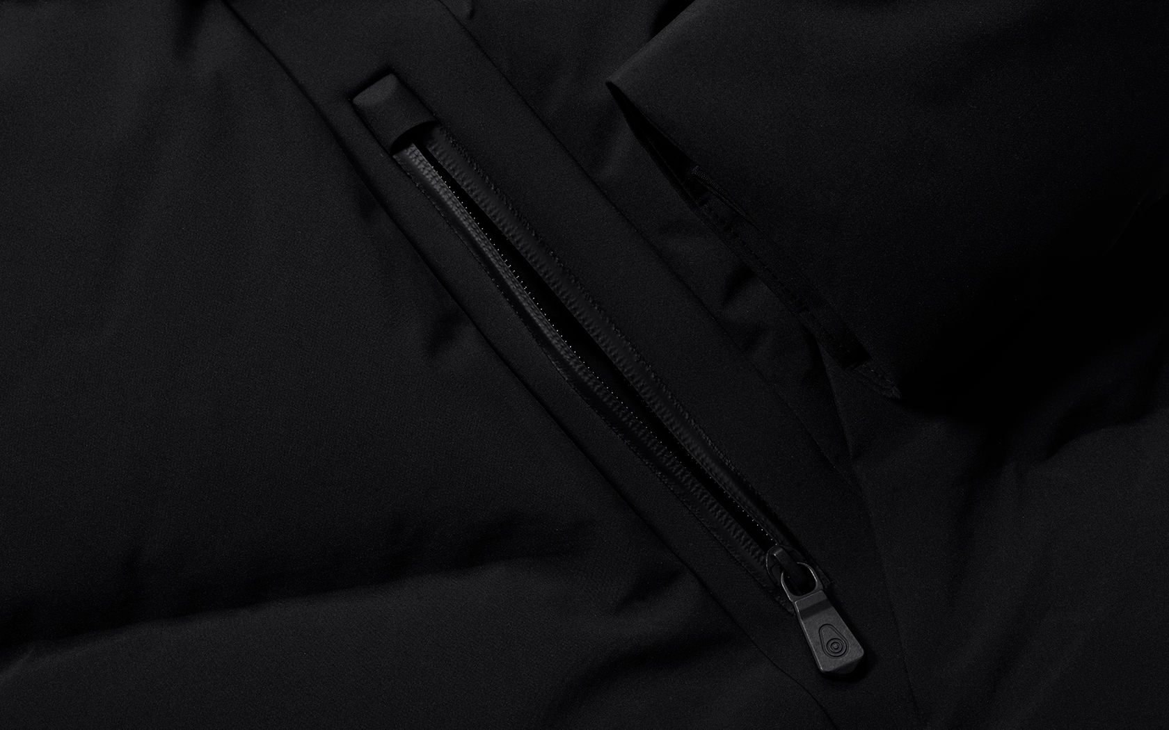 W RACE DOWN JACKET