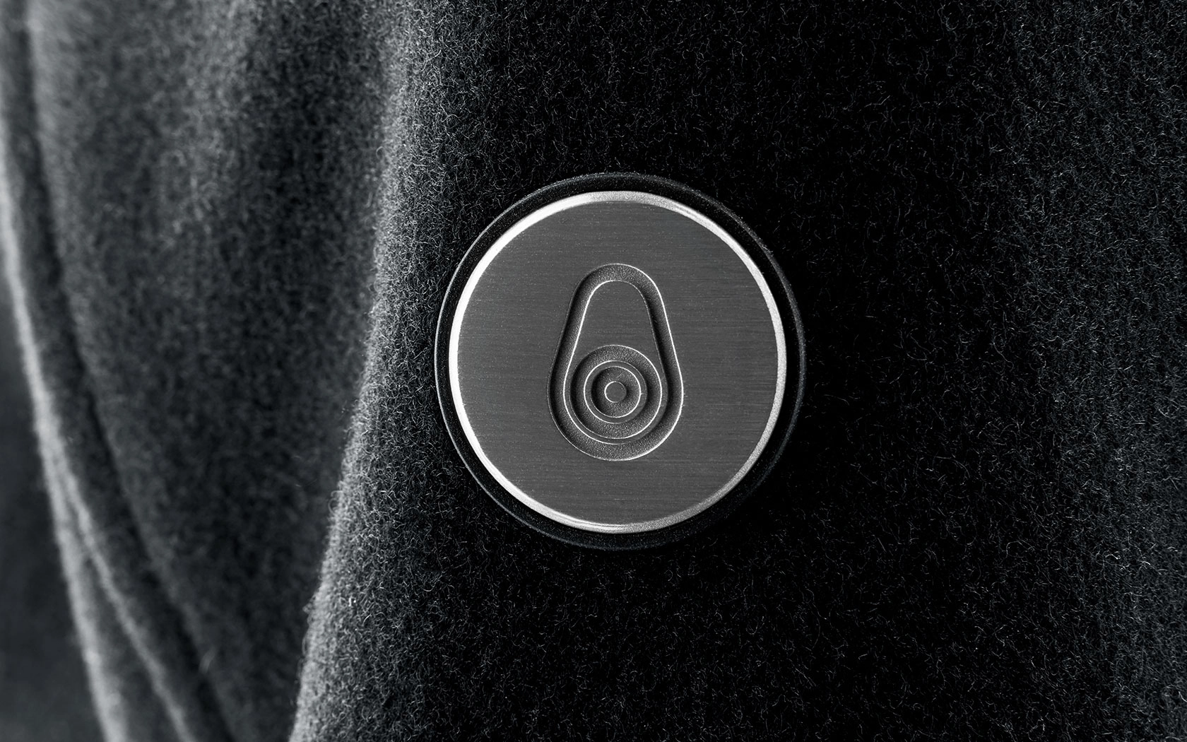 THE CARBON WOOL JACKET